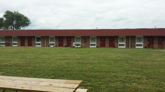 Red Lion Motor Lodge