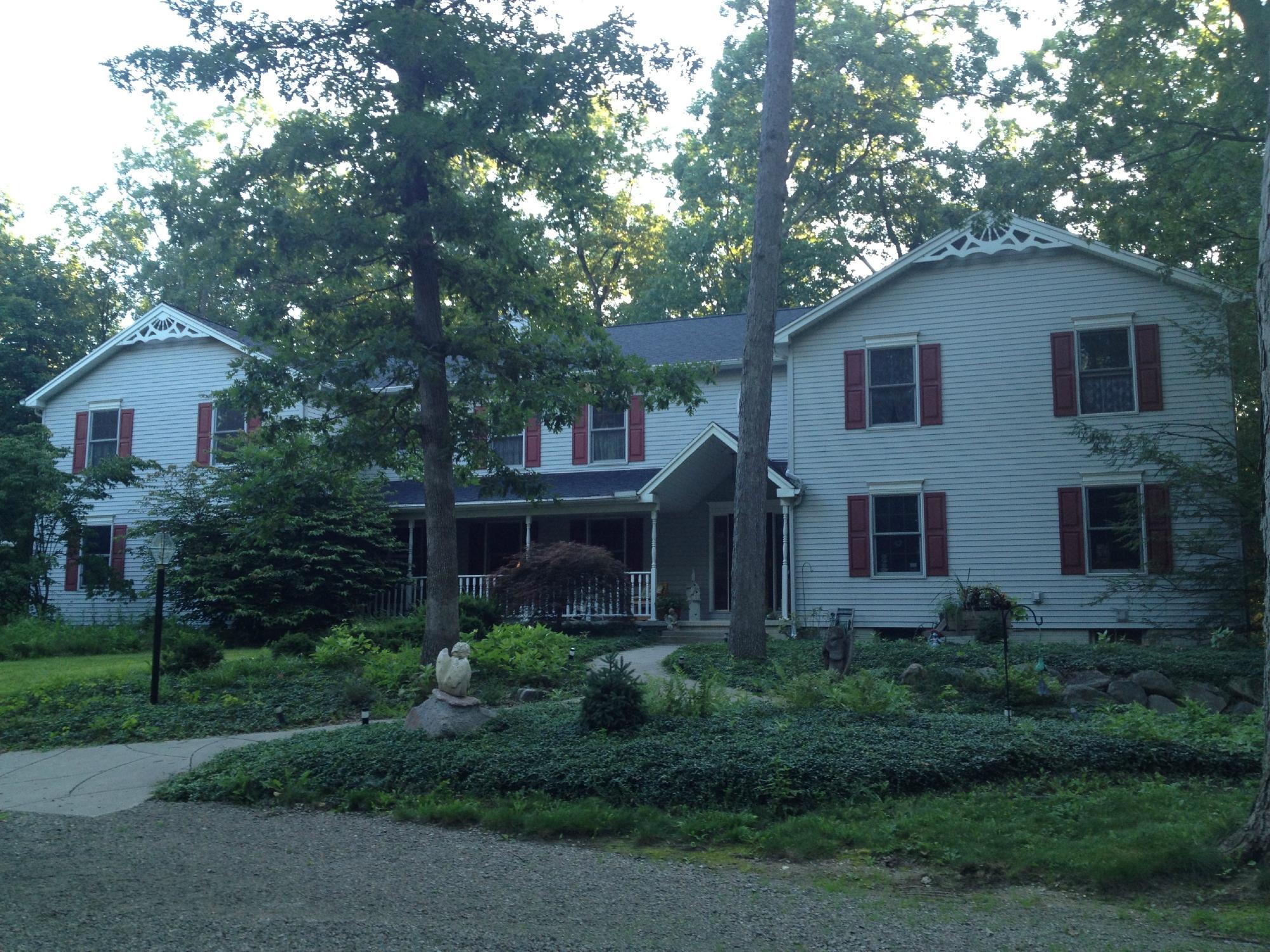 Heart Wood Place Bed & Breakfast and Day Spa