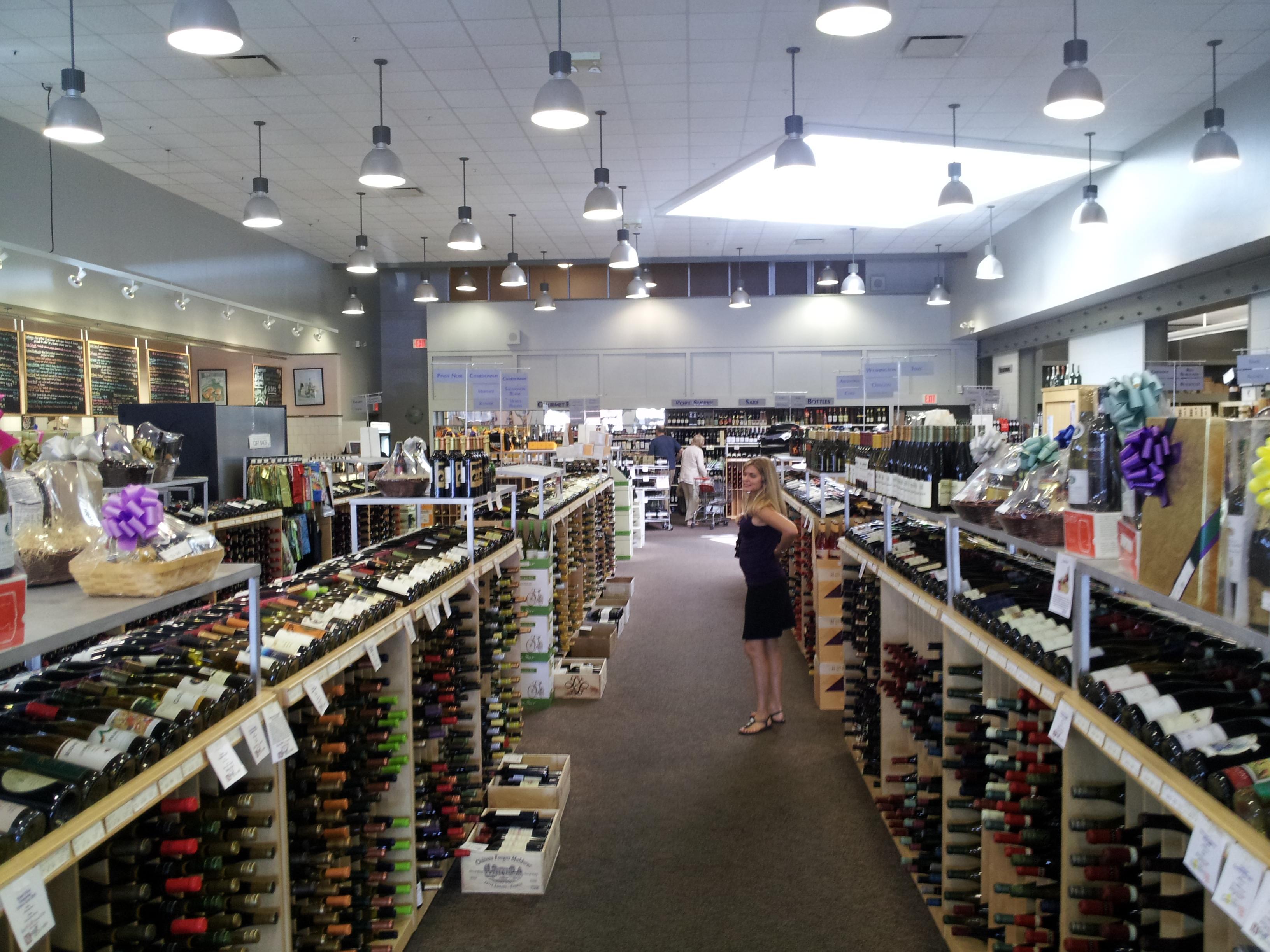 Martin's: Wine, Liquor, Beer & Deli-Metairie