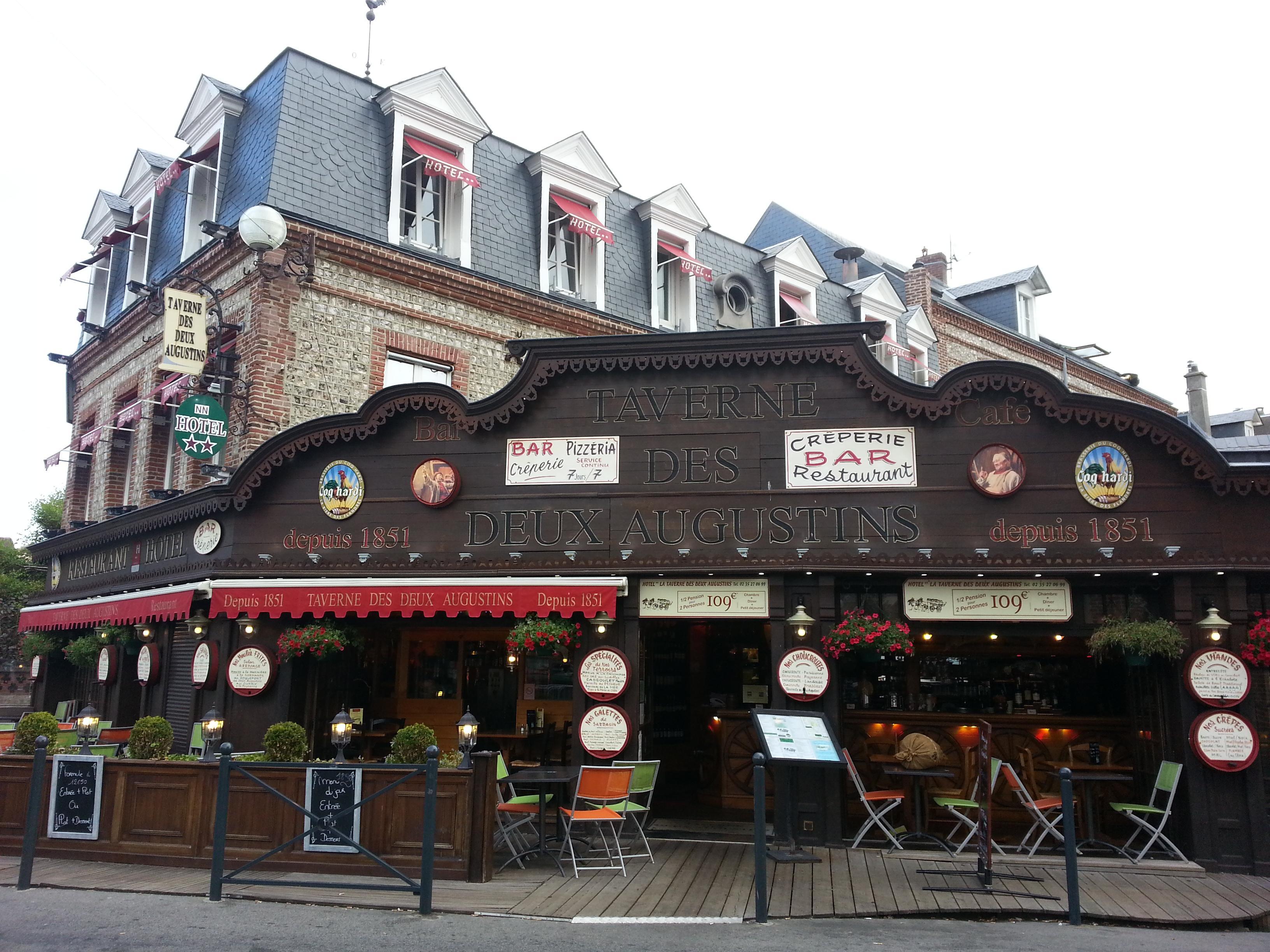Hotel Restaurant La Taverne des deux Augustins