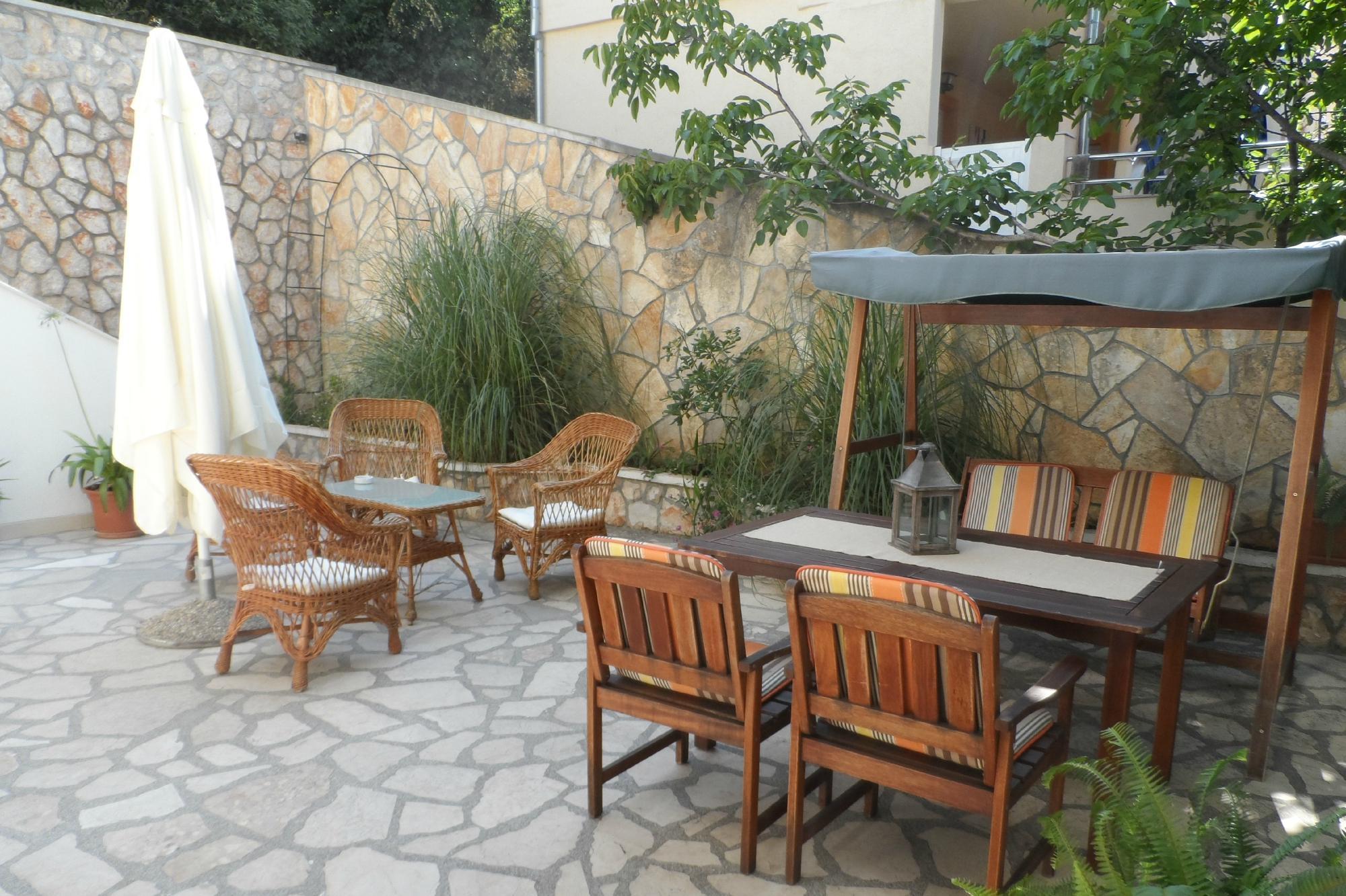 Apartments and Rooms Perina