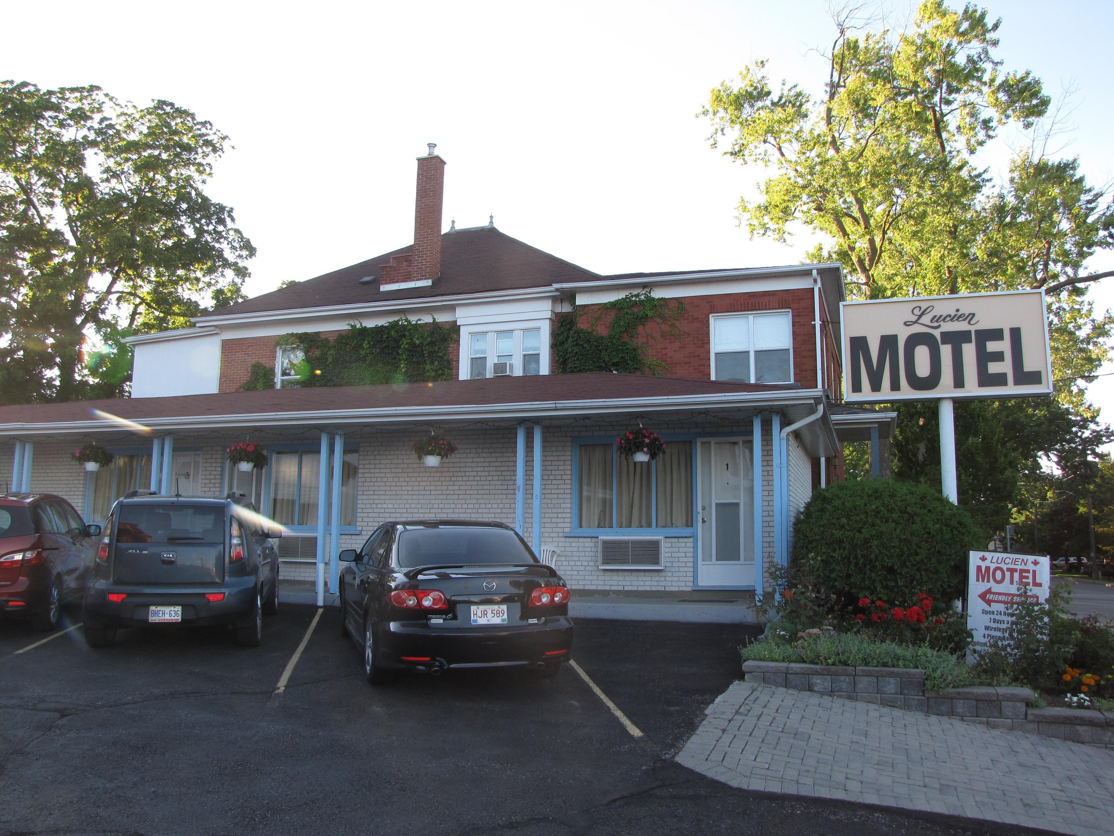 Lucien Motel
