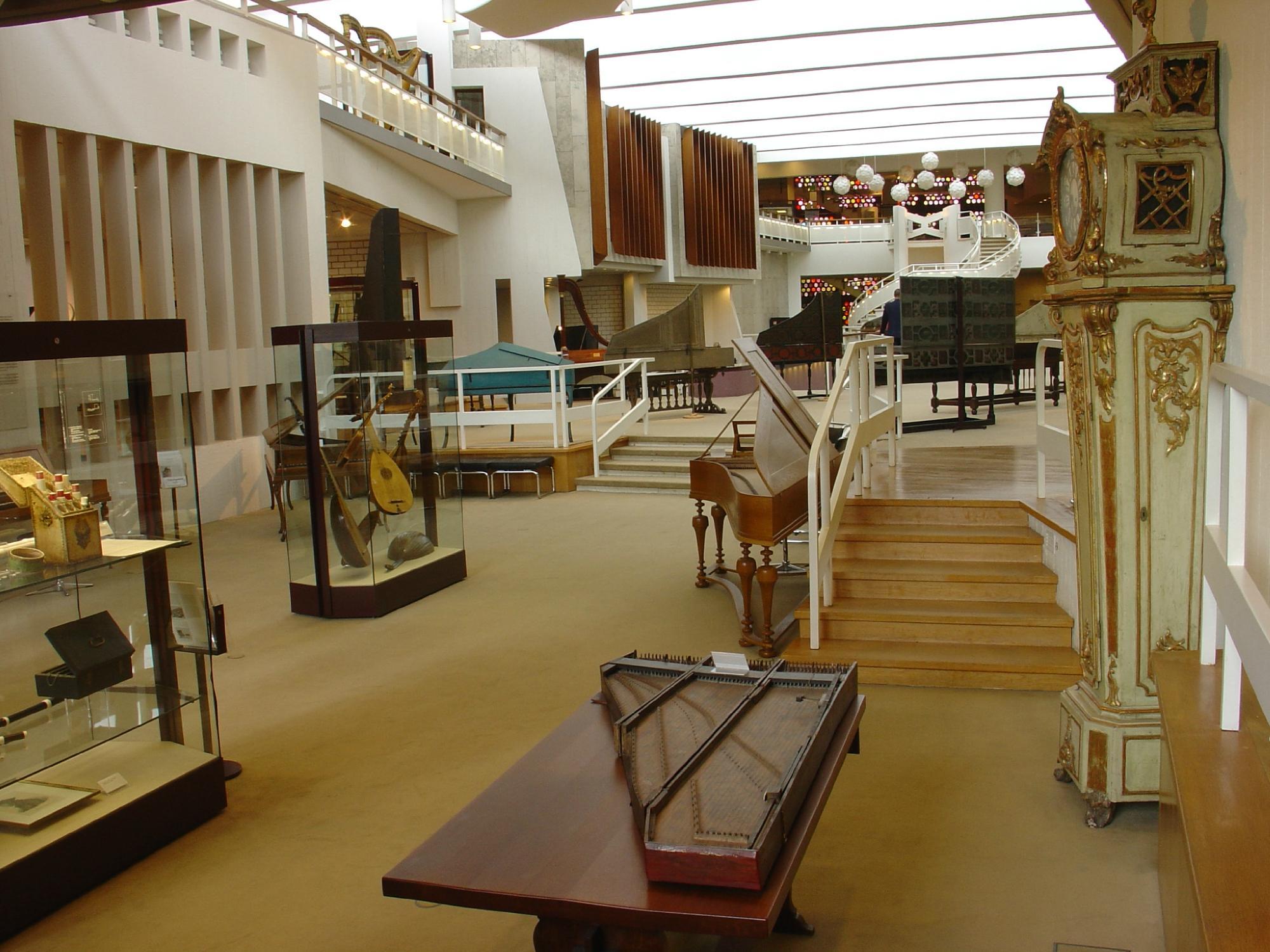 Museum of Musical Instruments (Musikinstrumenten Museum)