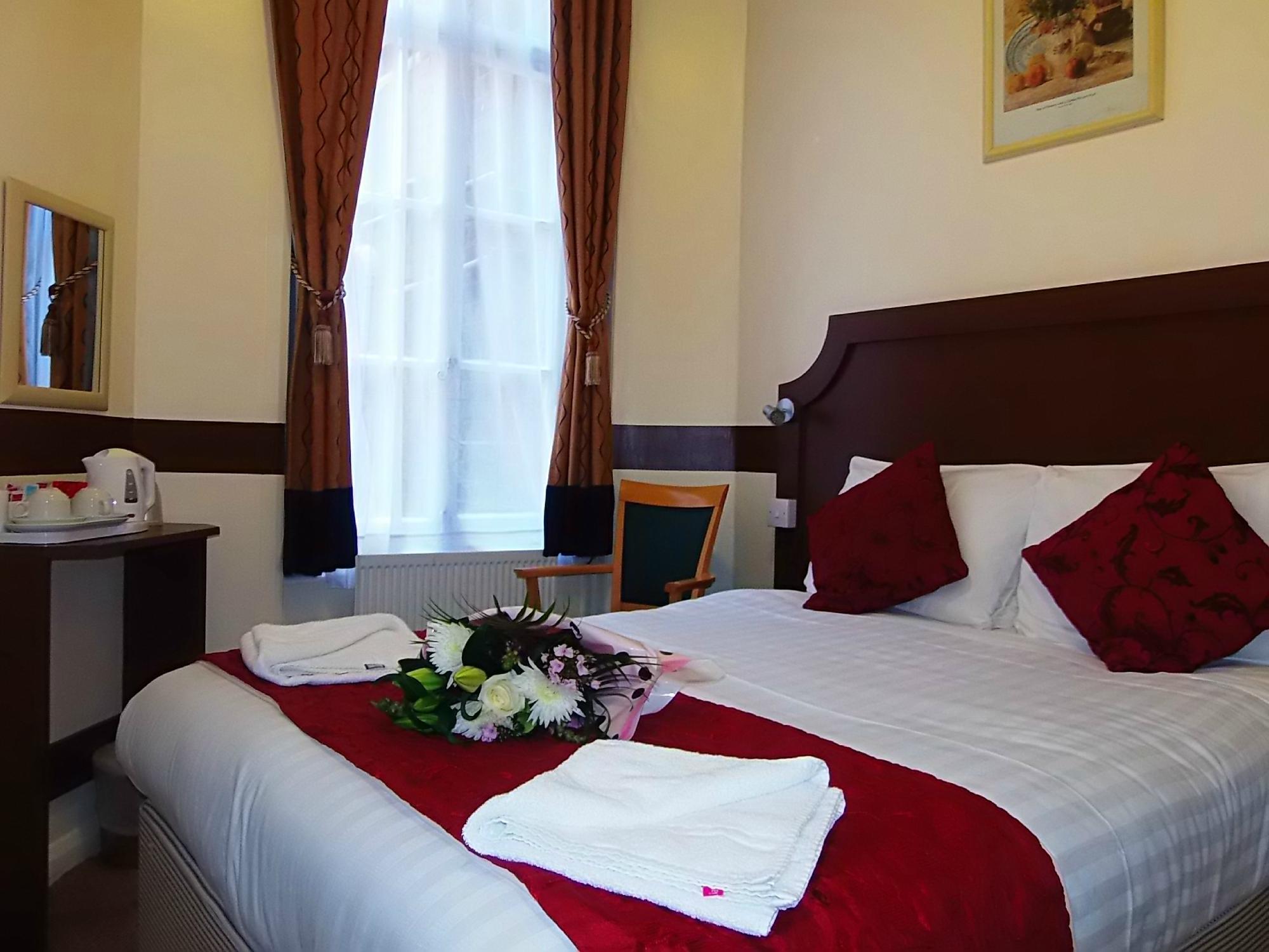 Victoria Station Hotel