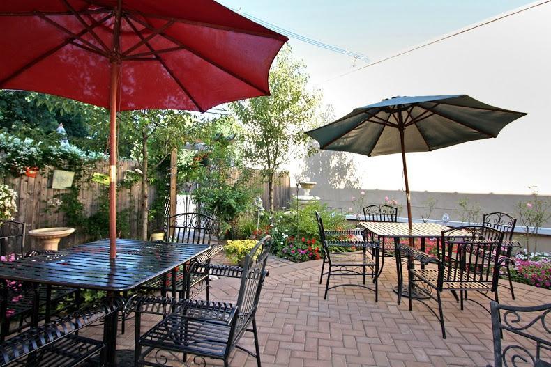 Toscanella Village Cafe