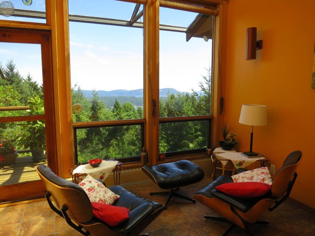 Cedar House on the Hill B&B