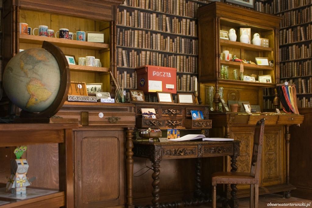 Unicorn House - Souvenir Shop