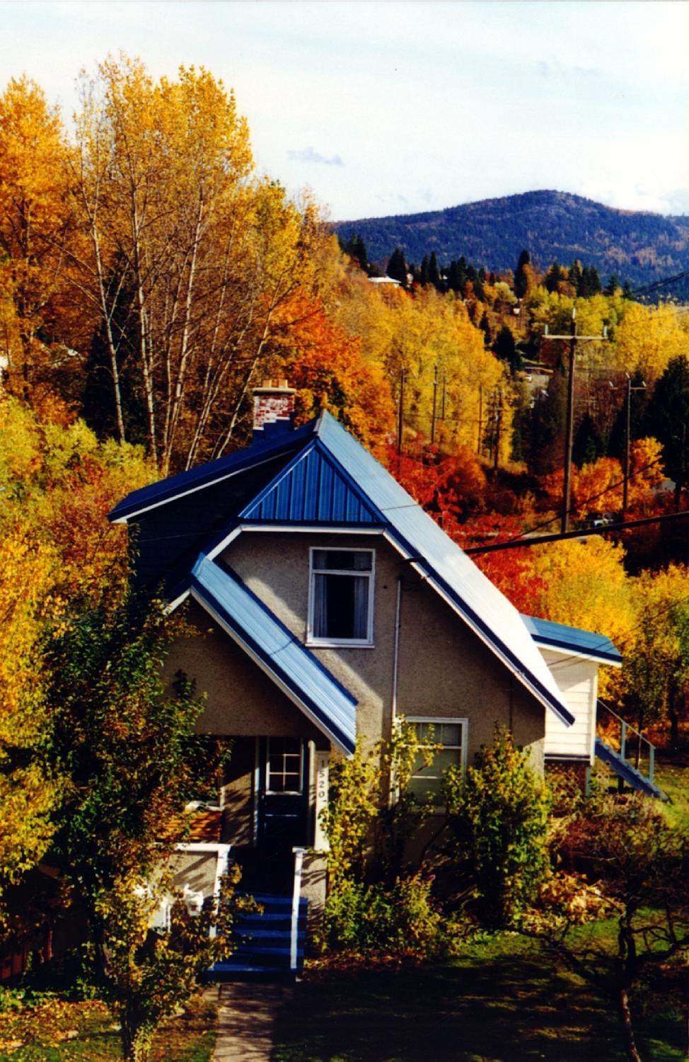 Angela's B&B and Guest House
