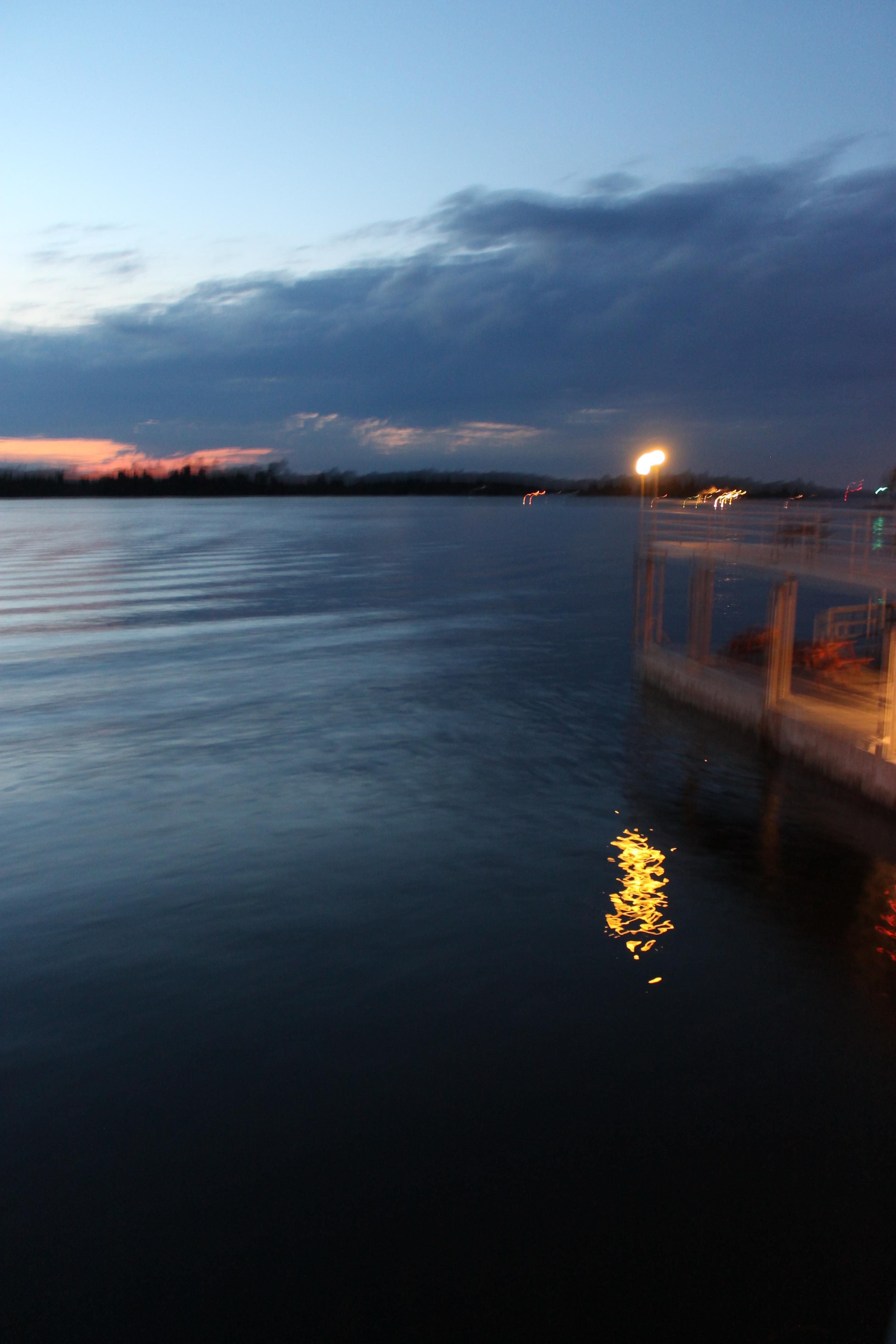 The Pointe Bar and Grill