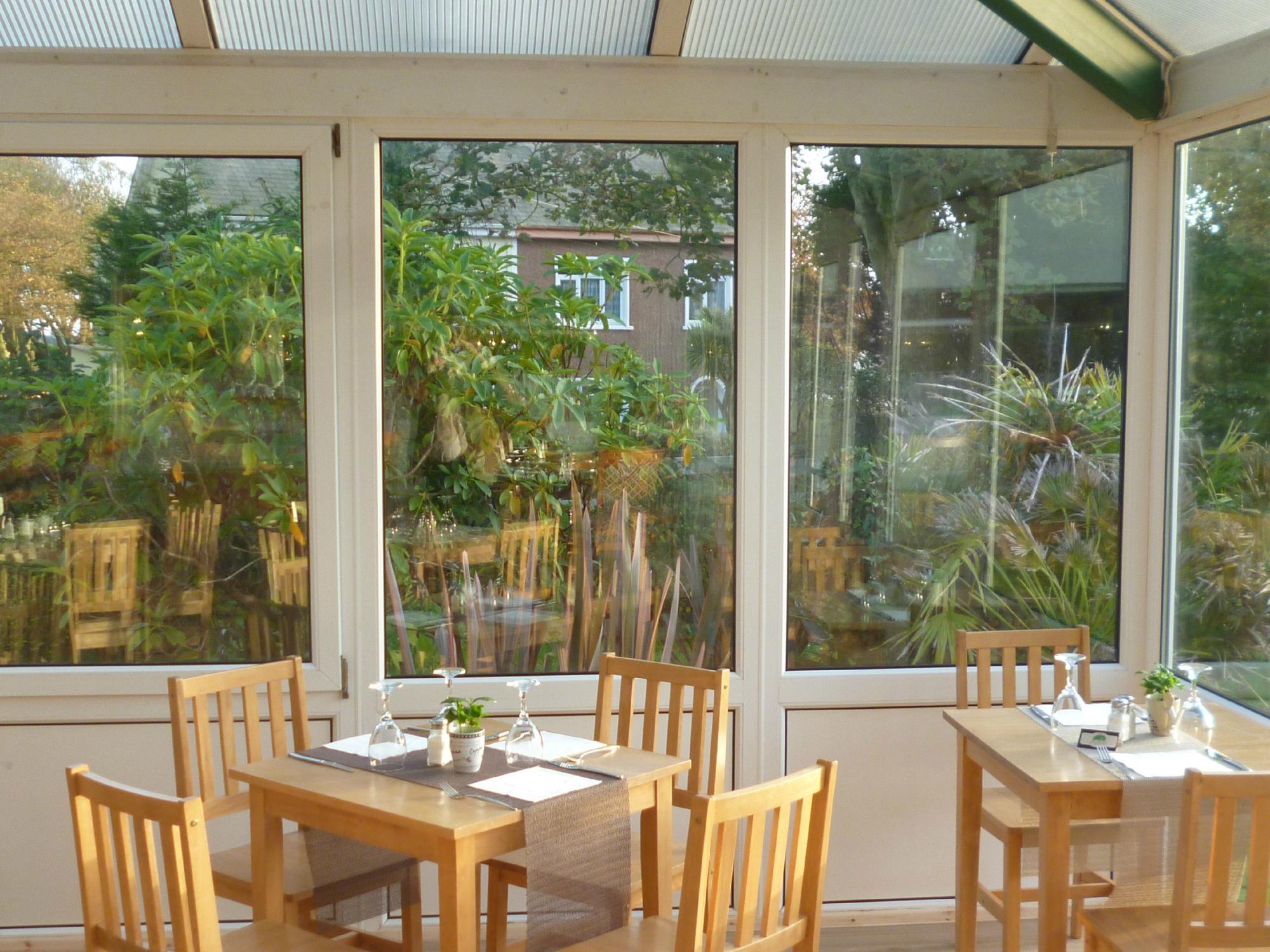 Forest Park Country Hotel & Inn