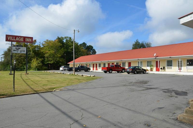 Village Inn