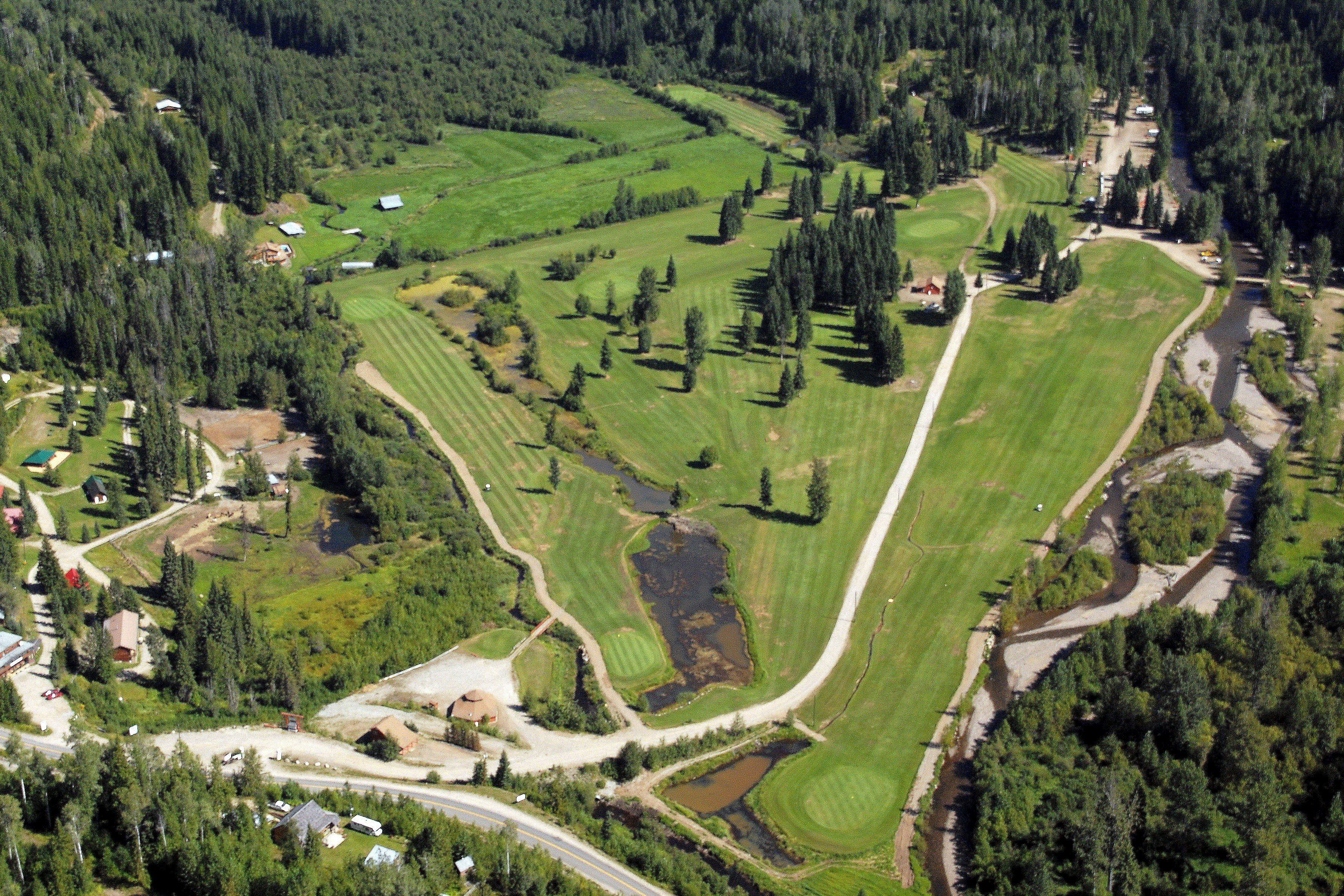 Wells Gray Golf Resort & RV Park