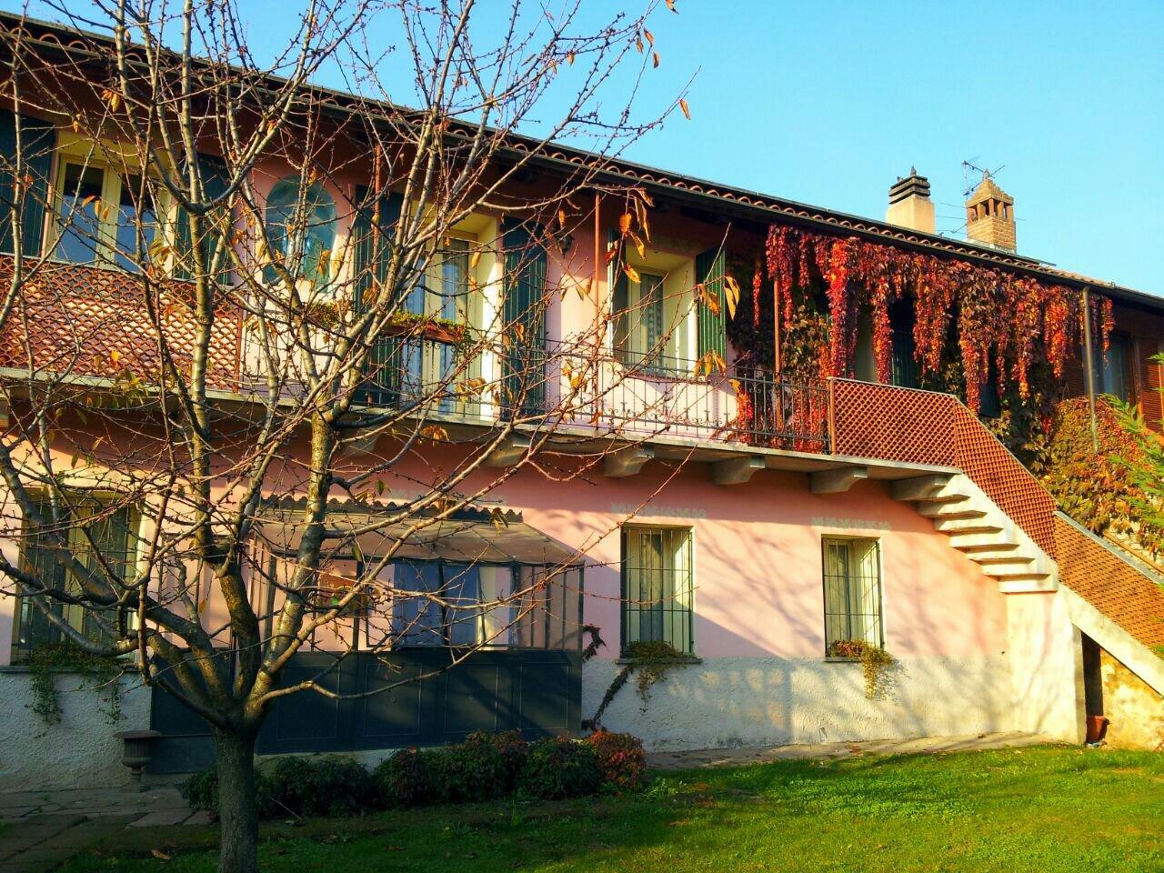 Photo by J4584WQalex