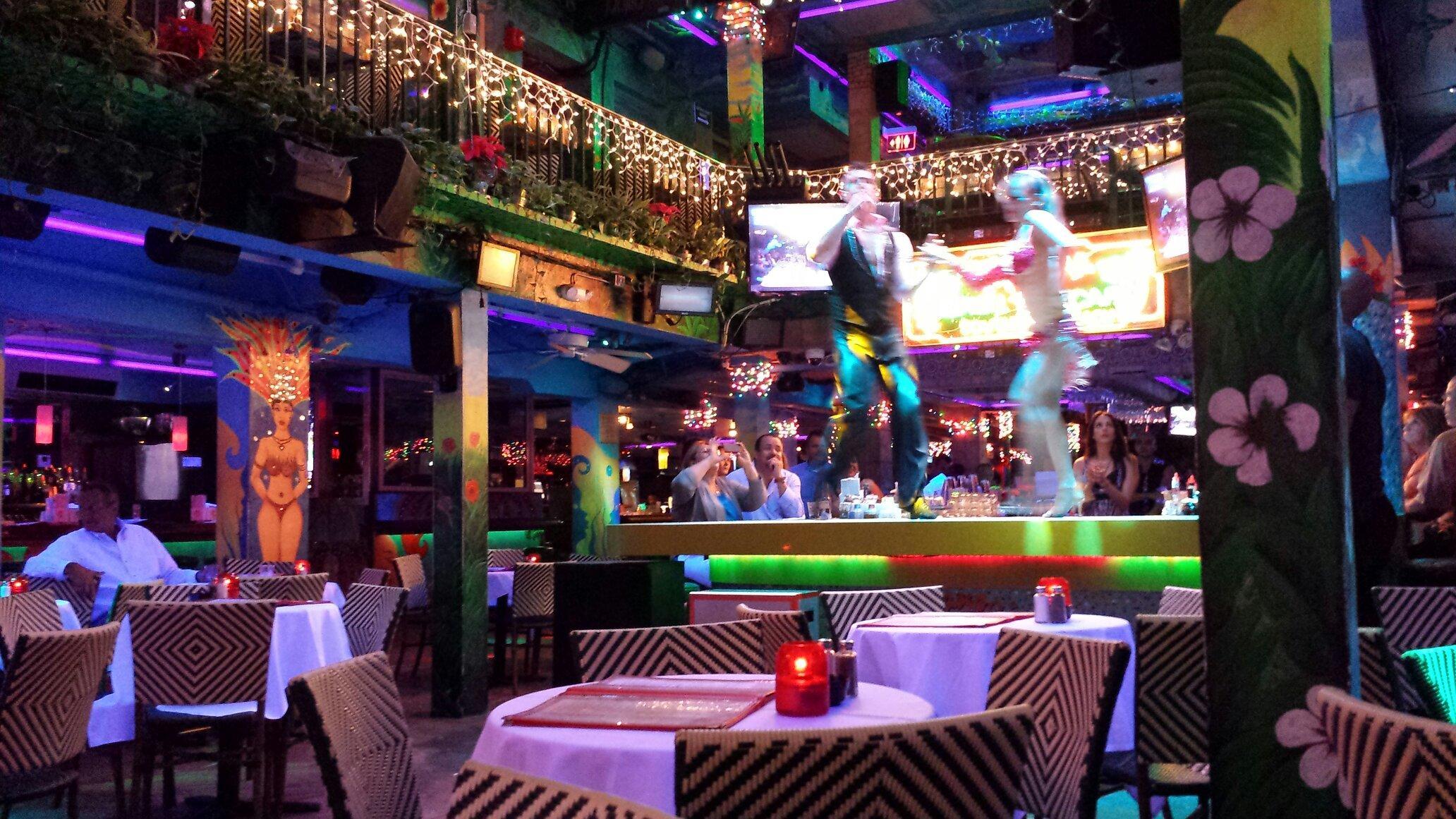 Mango's Tropical Cafe