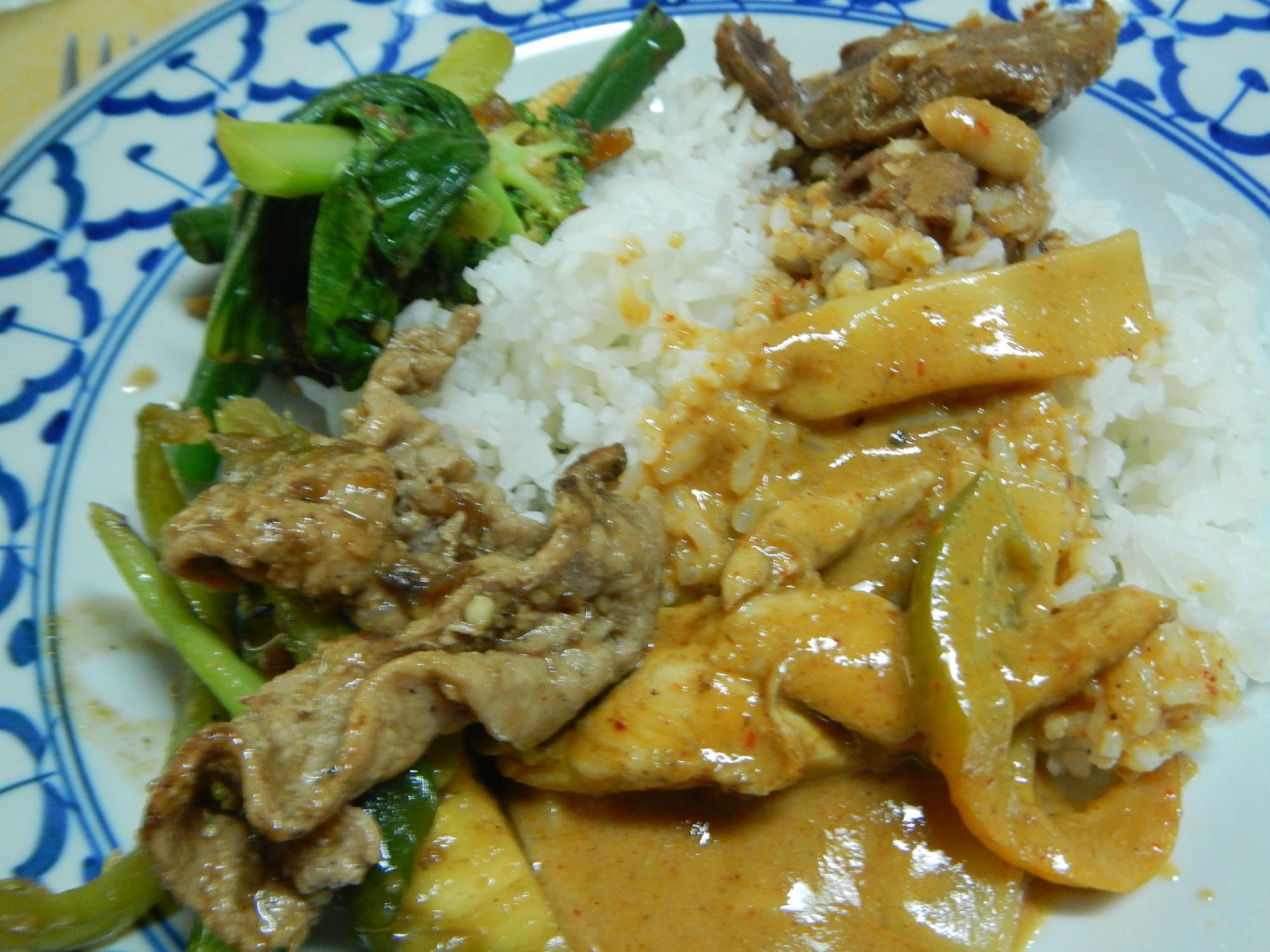 Lanna Cafe and Thai Restaurant