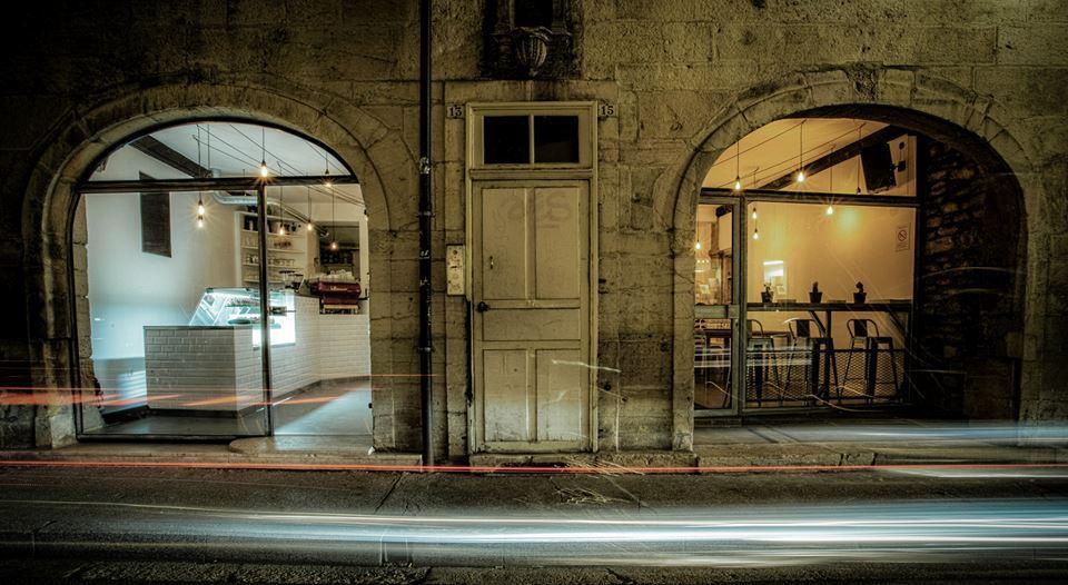 Alchimia Cafe & Galerie