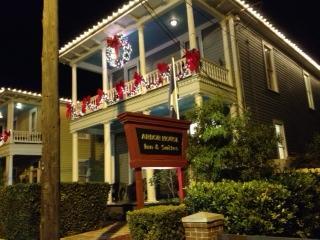 Arbor House Suites