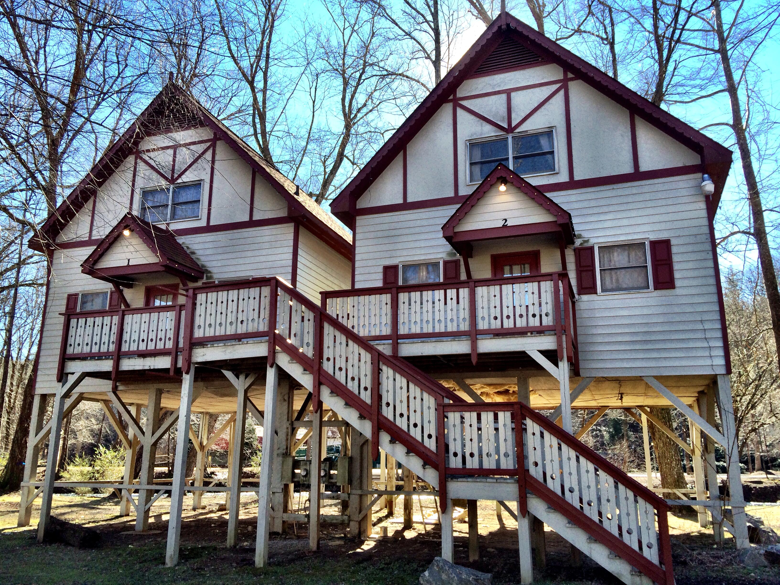 Riverbend Motel & Cabins