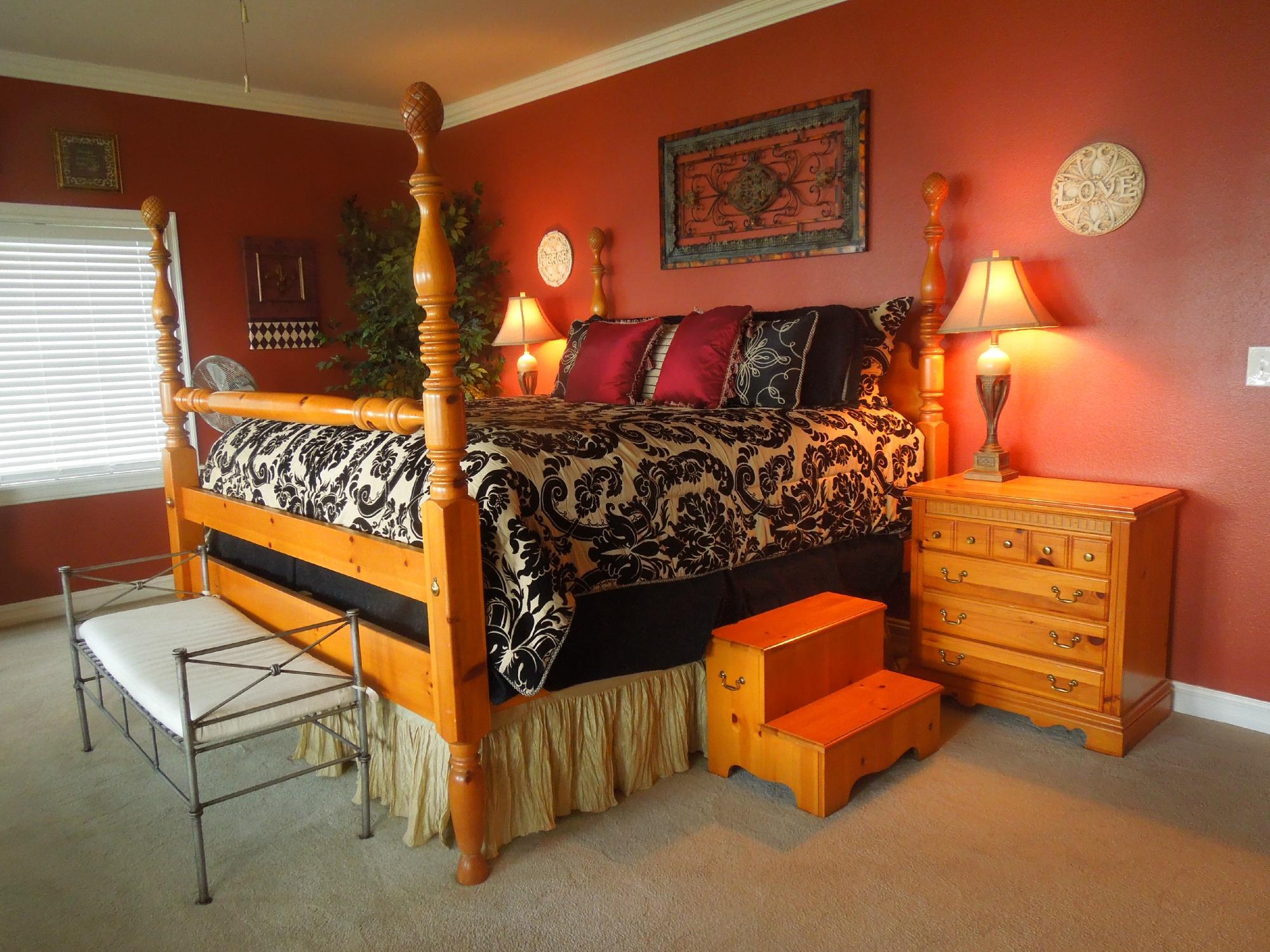 La Belle Maison Lakefront Suites