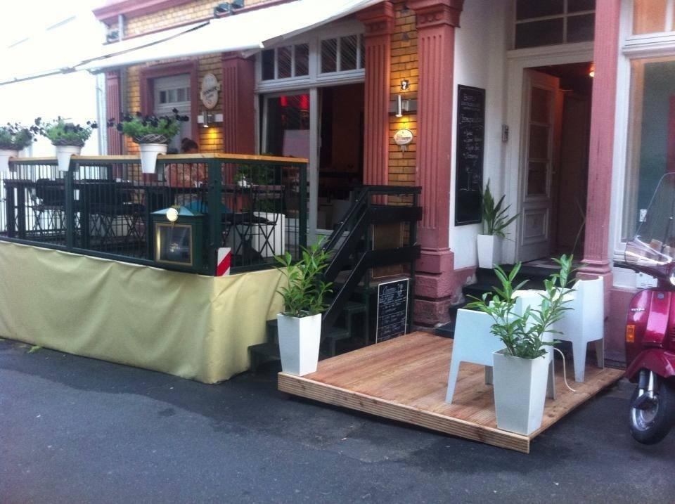 Barfly Cocktailbar Cafe