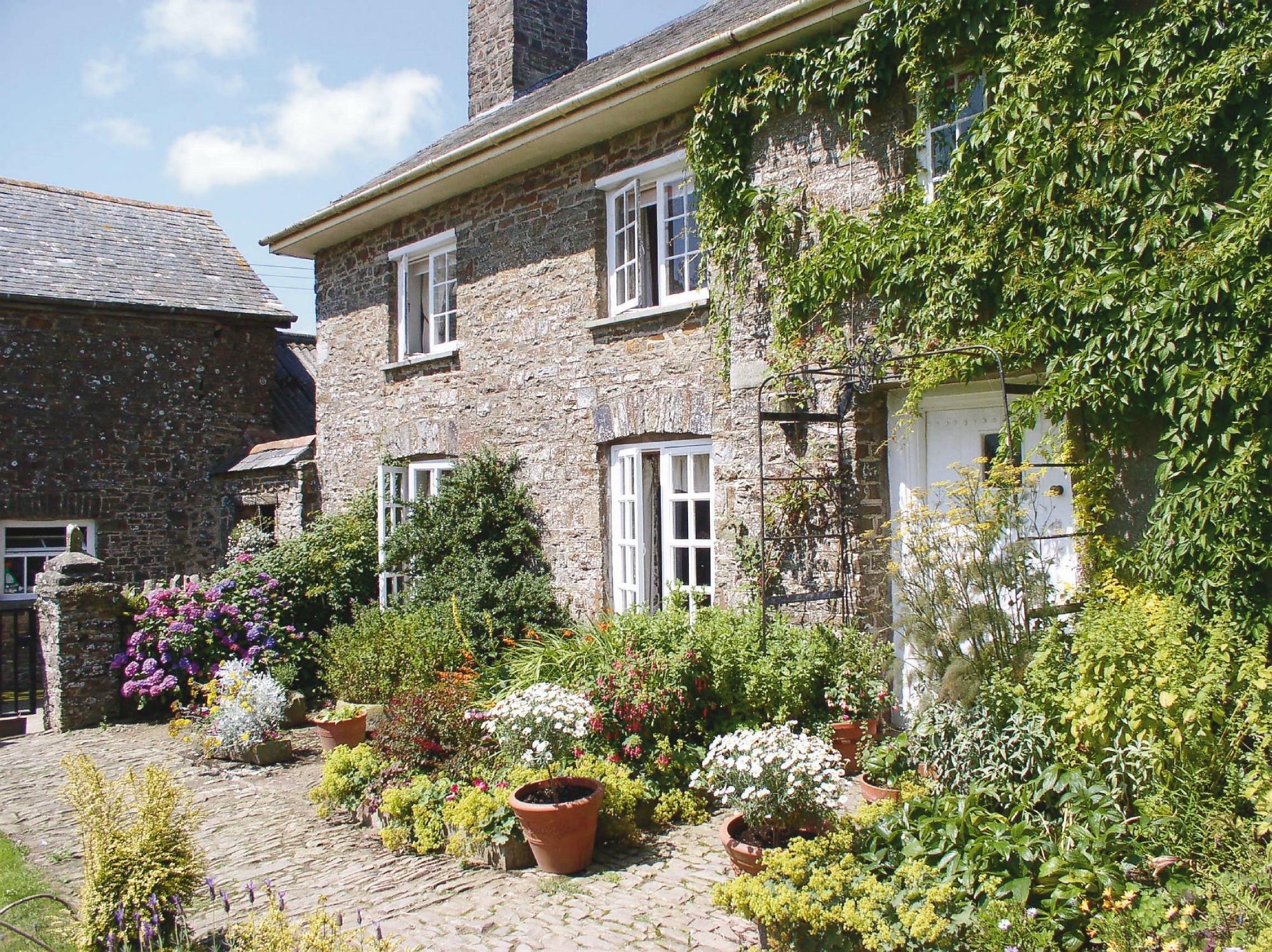 Higher Biddacott Farm