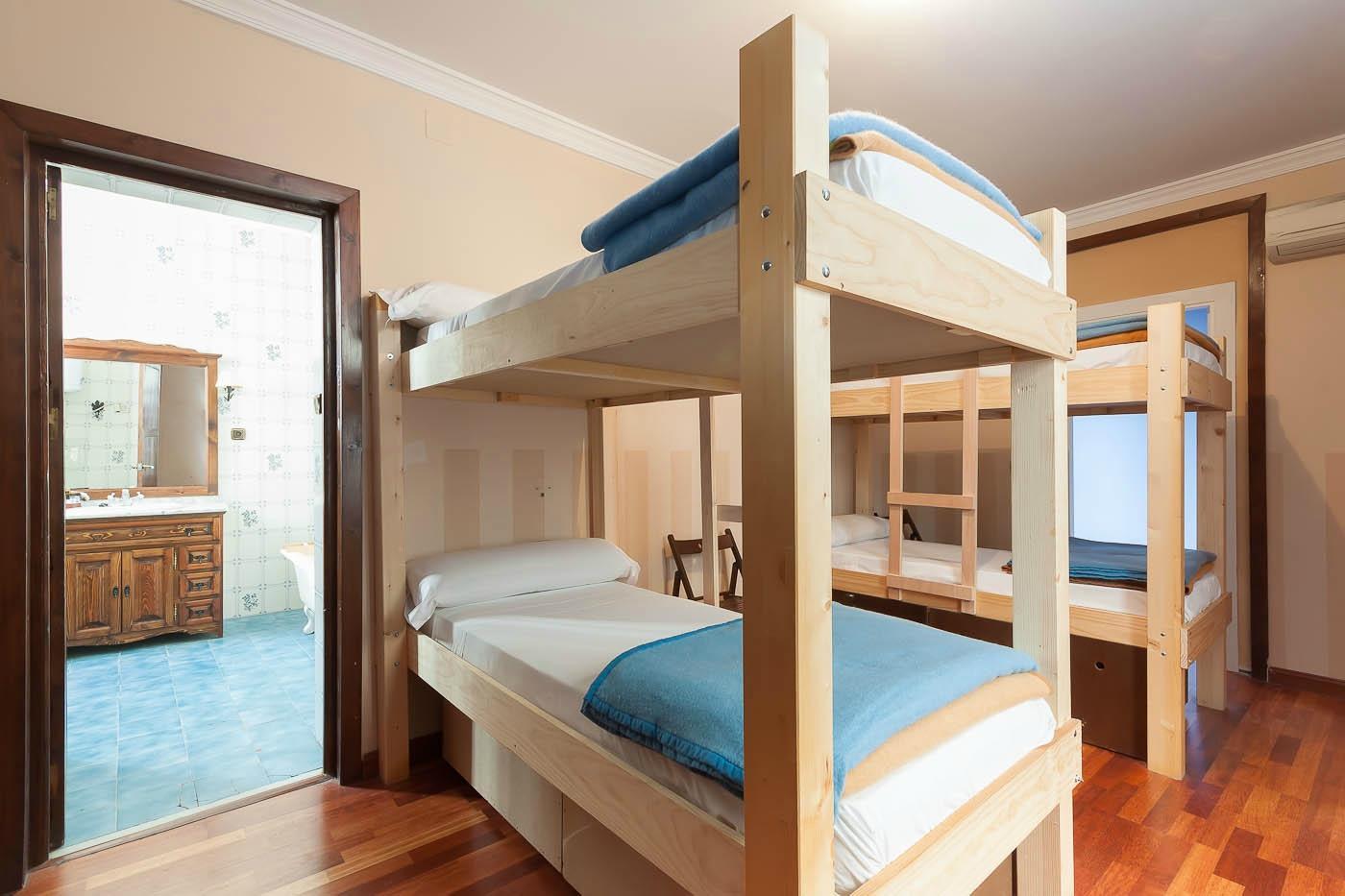 Feel Hostels City Center