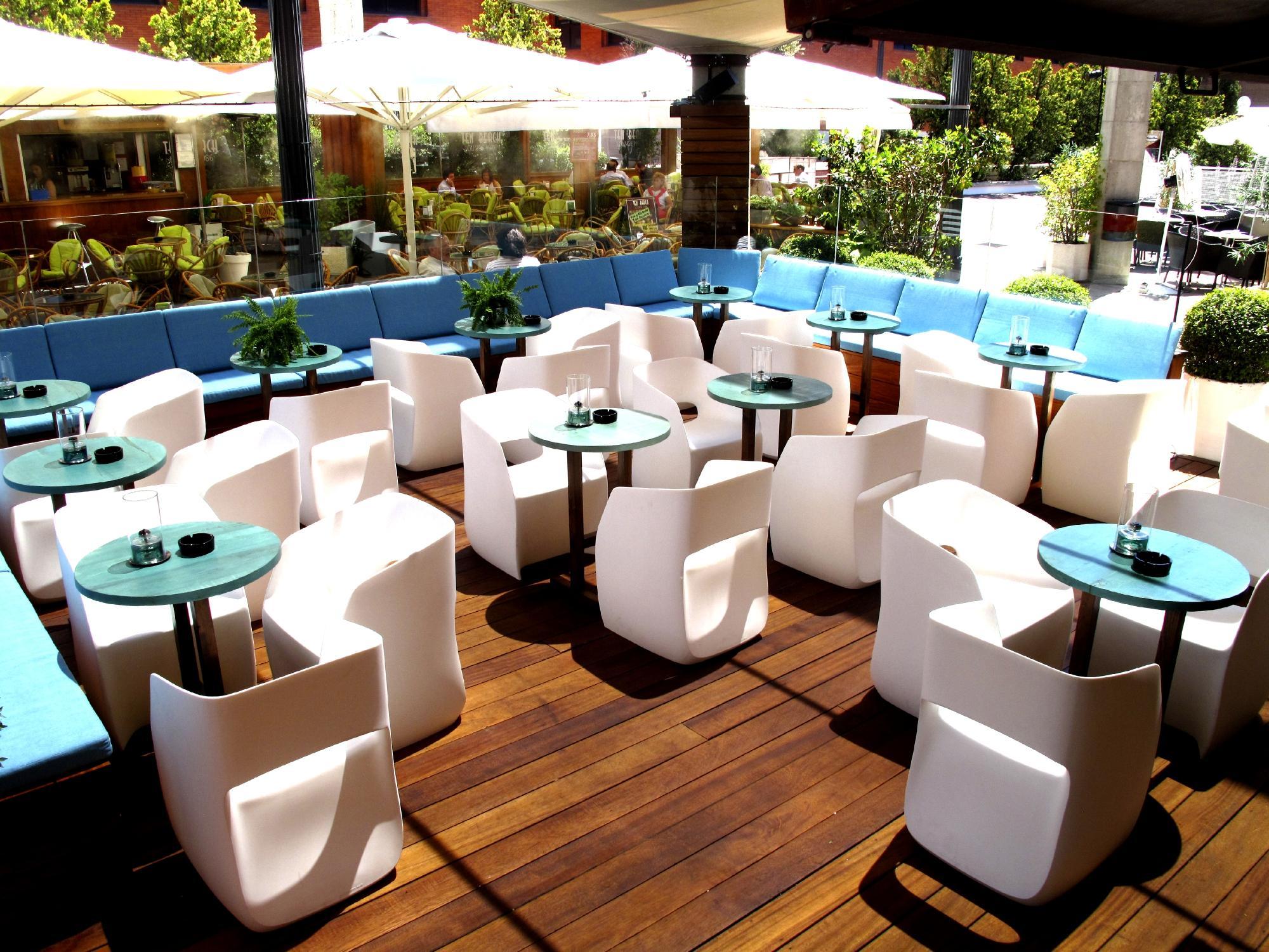 LATERAL Arturo Soria