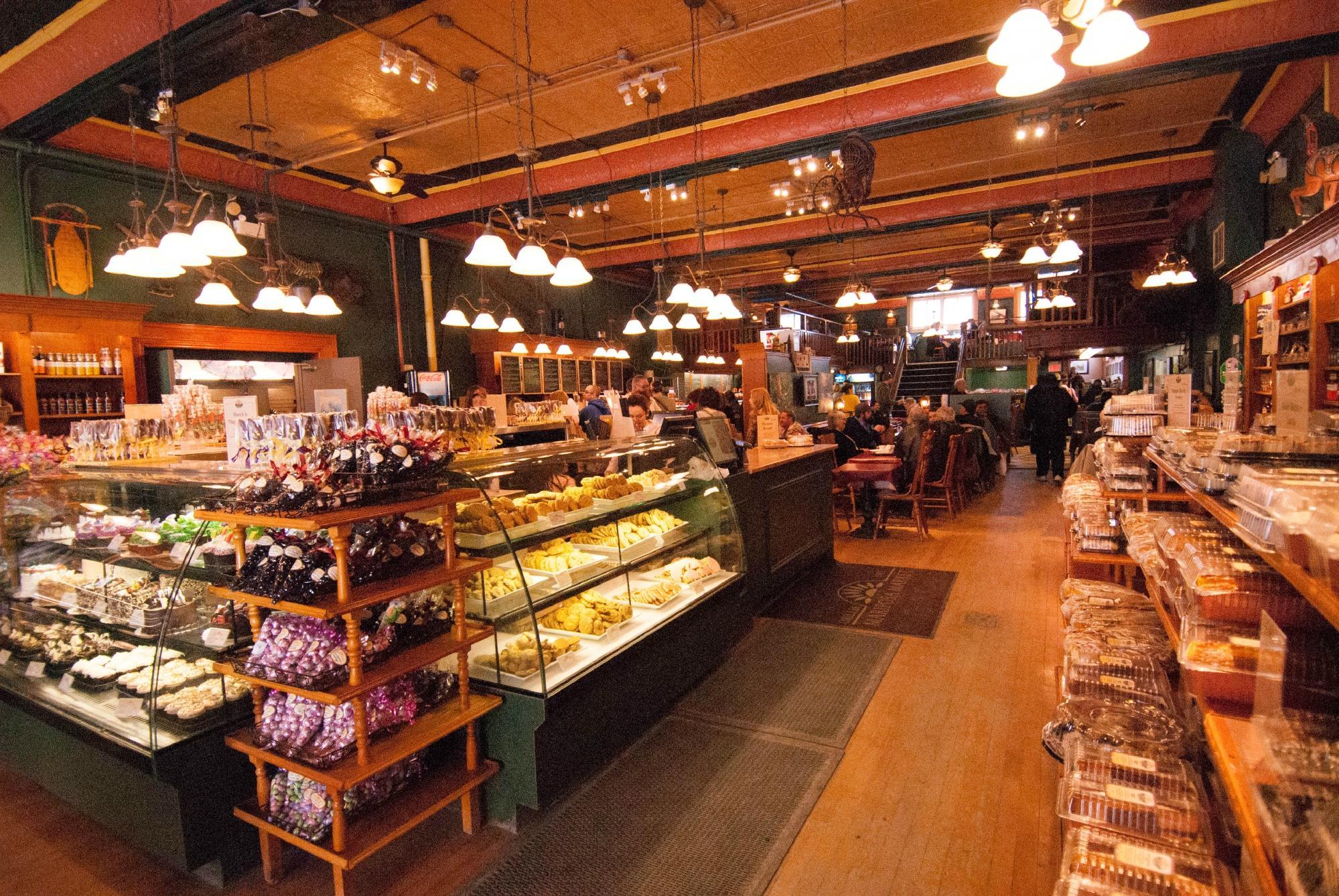 Mariposa Market Stores