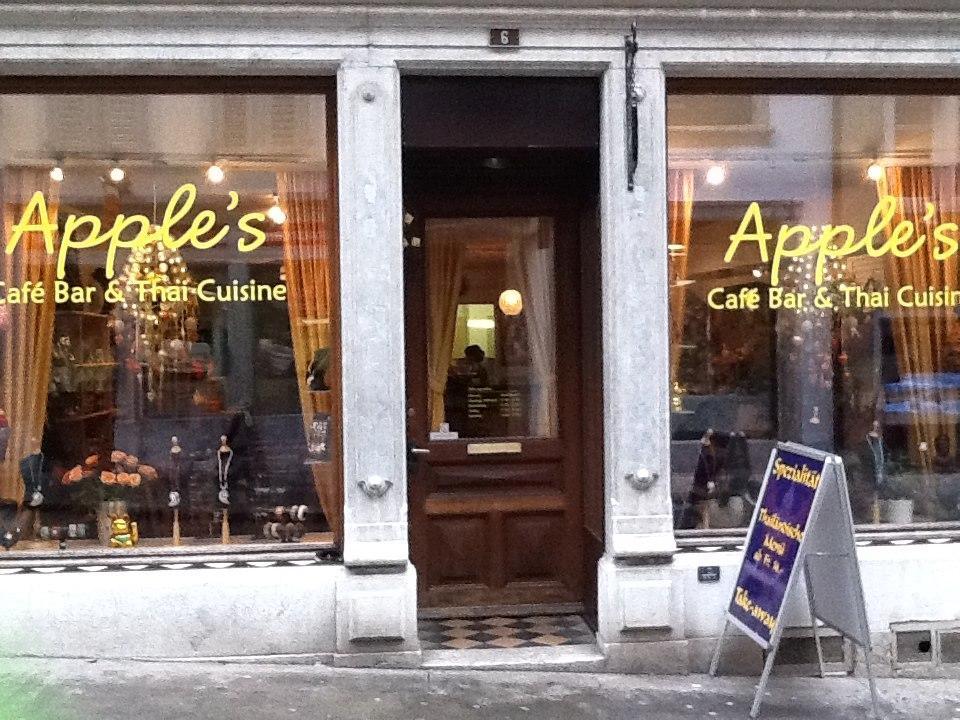 Apple's Cafe Bar & Thai Cuisine