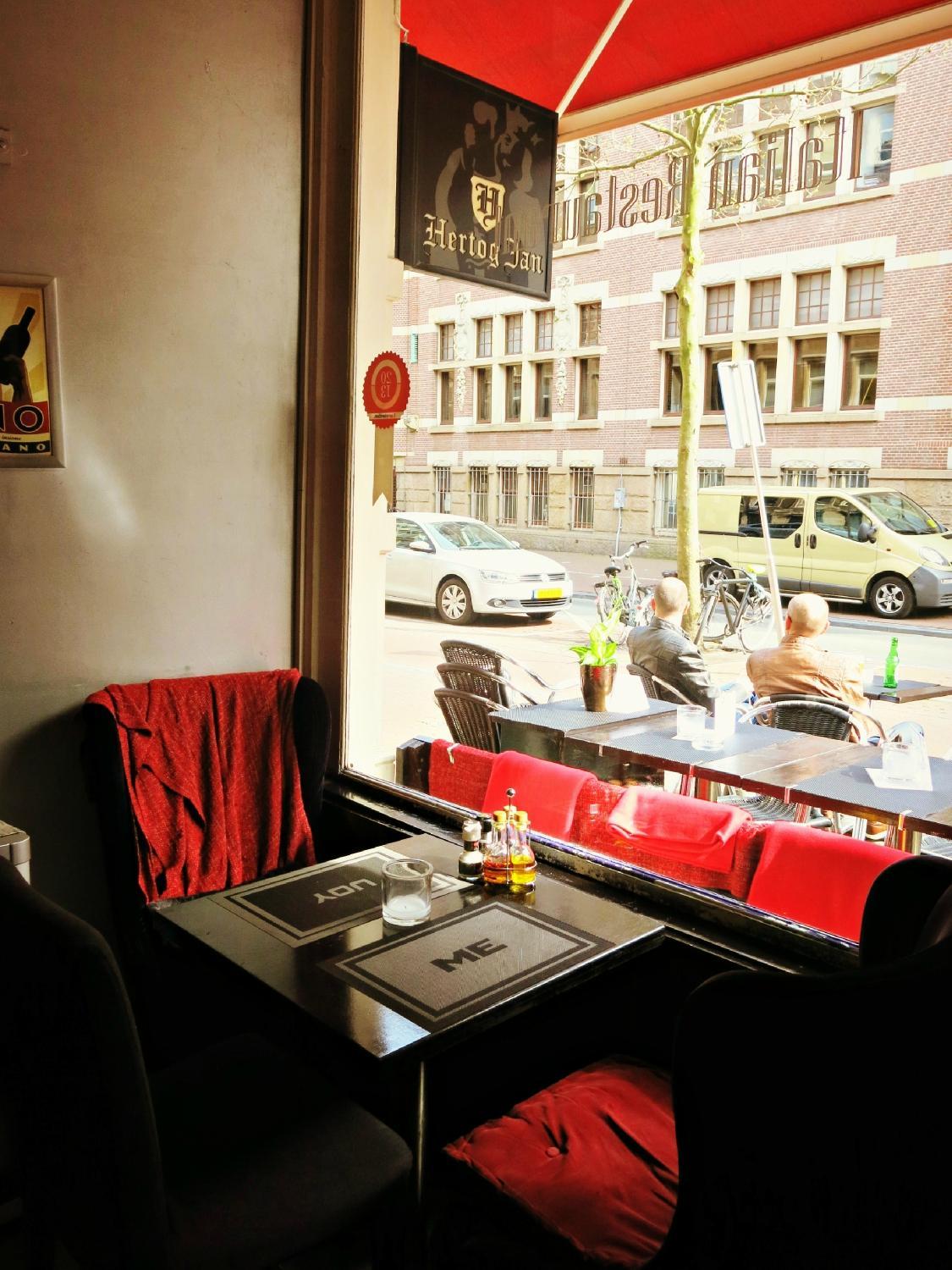 Spuistraat 122 - M.R. Italian Restaurant & Pizzeria