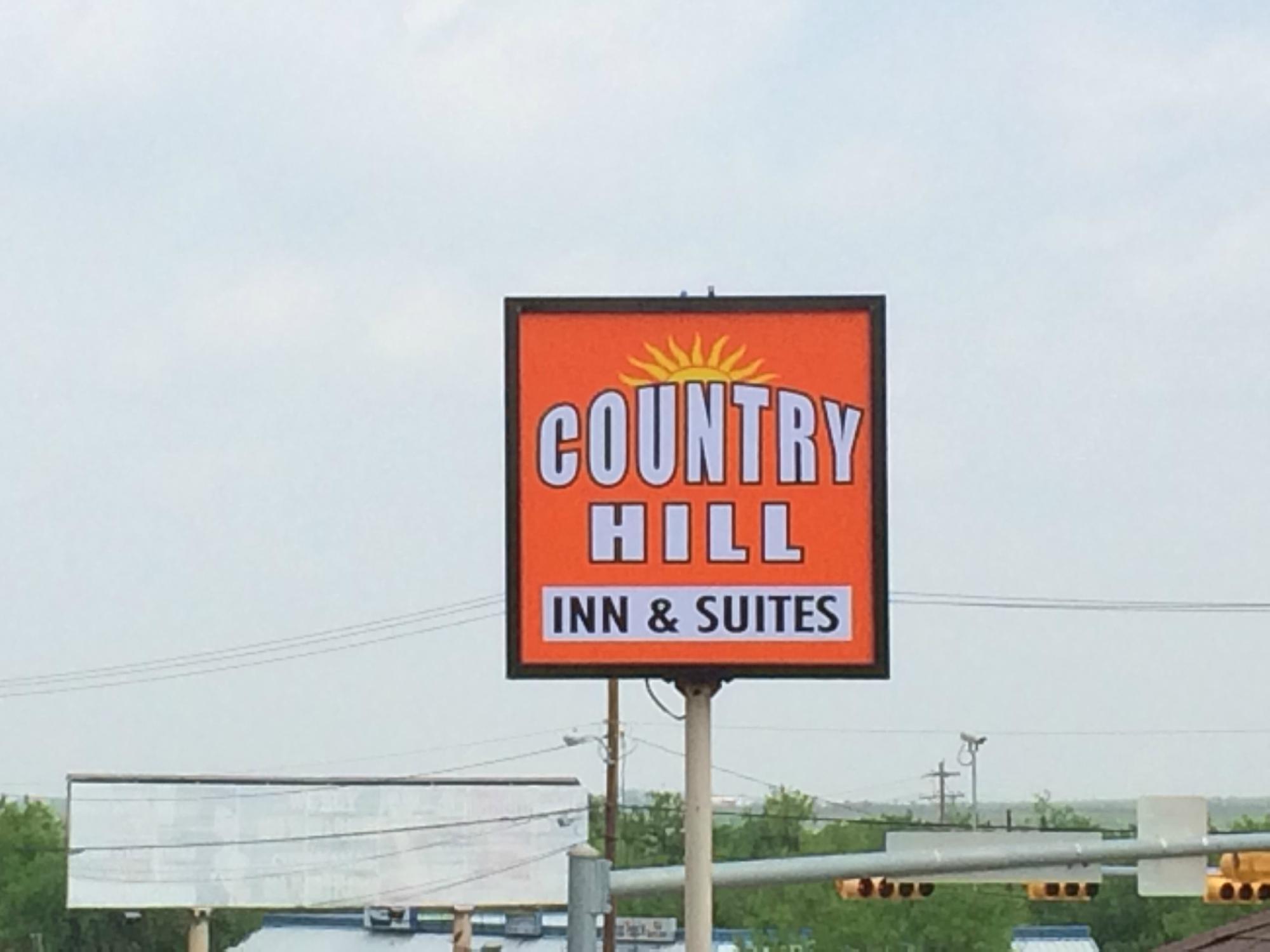 Country Hill Inn & Suites