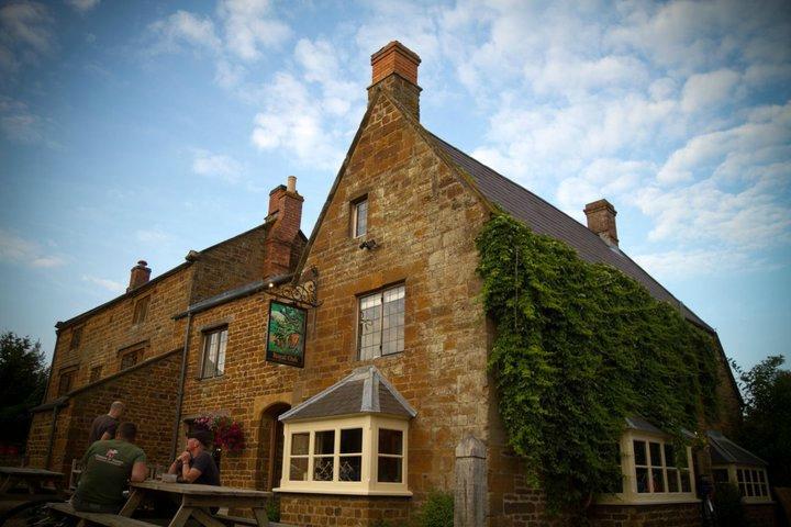The Royal Oak Eydon