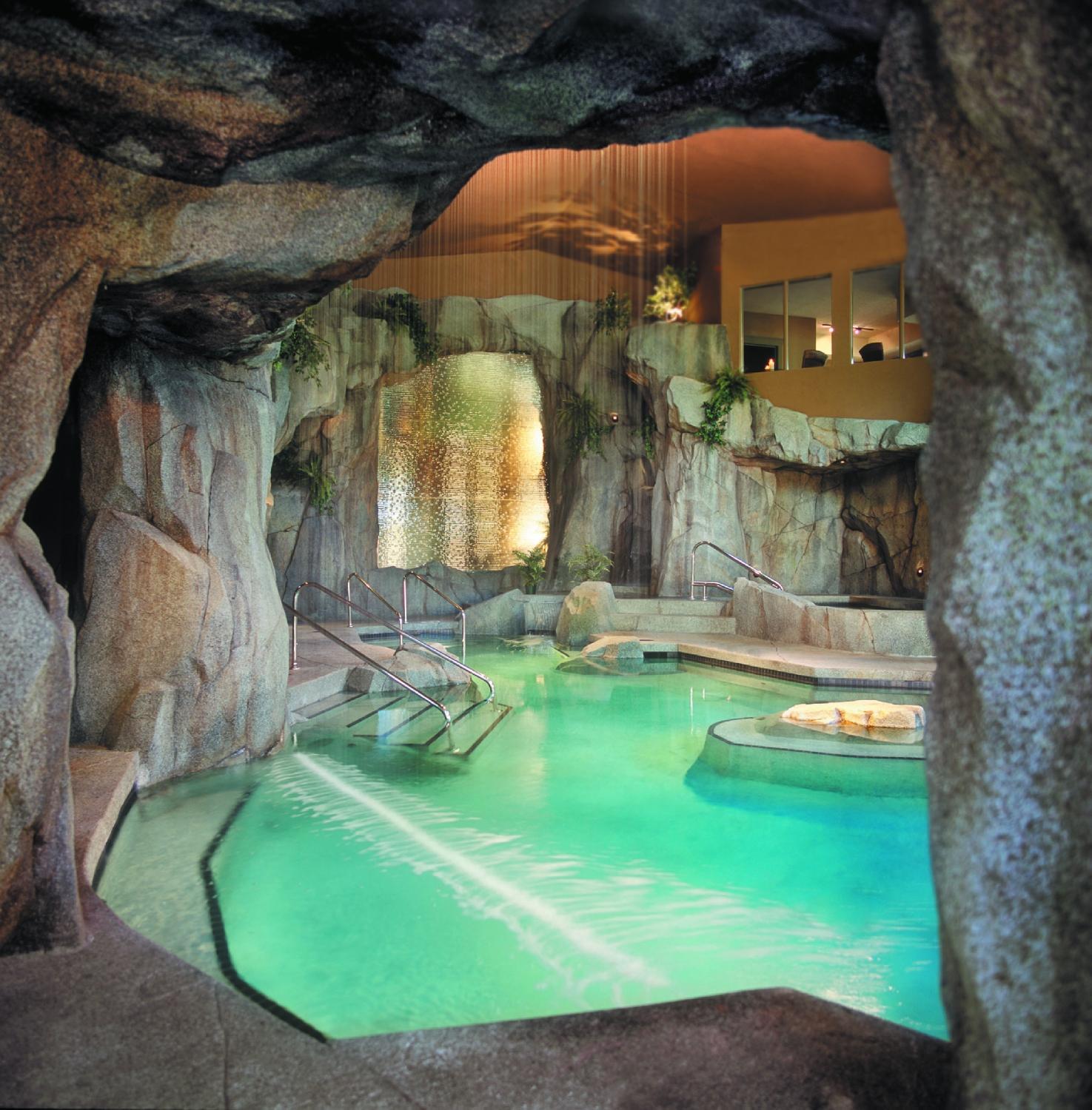 Grotto Spa at Tigh-Na-Mara