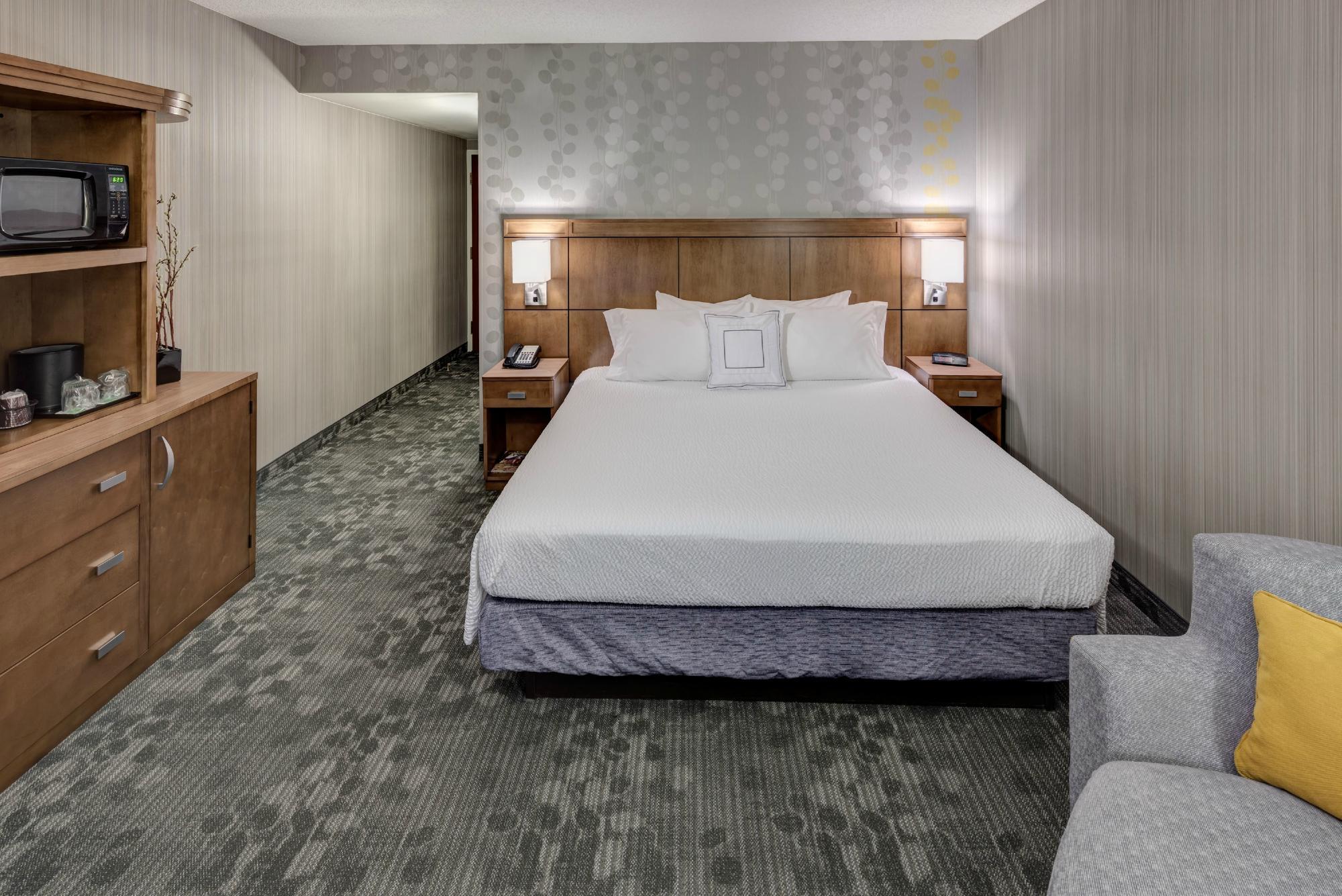 Courtyard by Marriott Charlottesville - University Medical Center