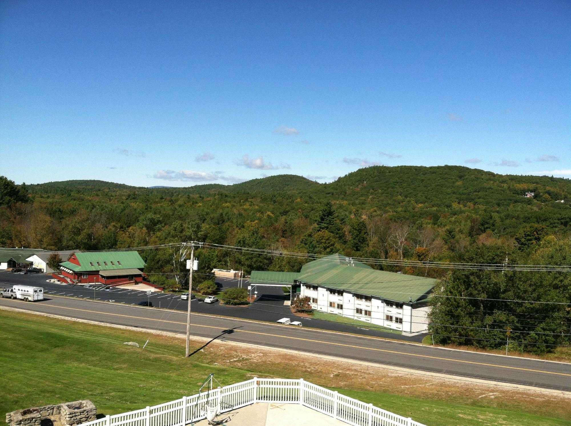 Mountain Edge Suites at Sunapee, Ascend Hotel Collection
