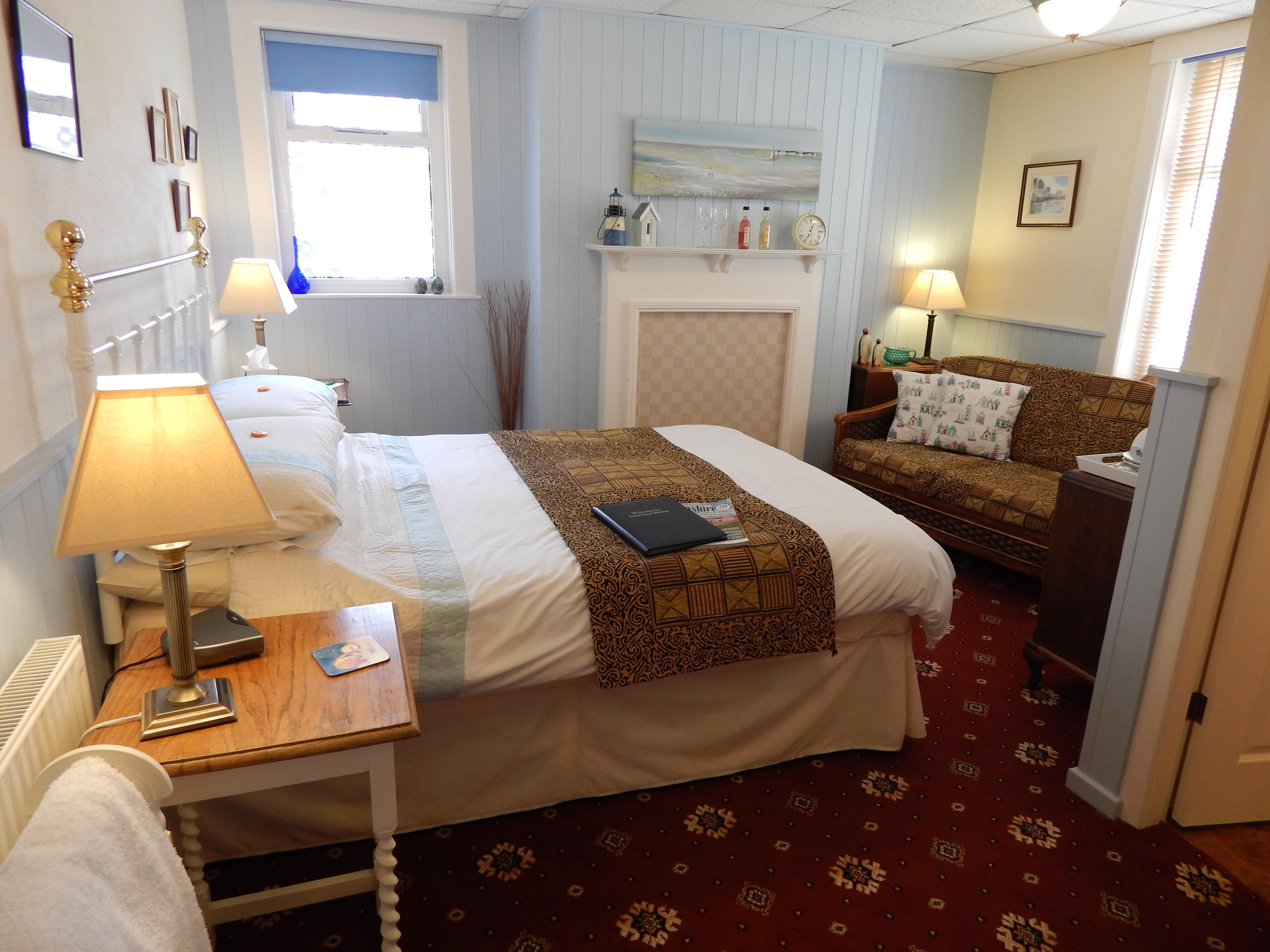 Lawrence House Hotel