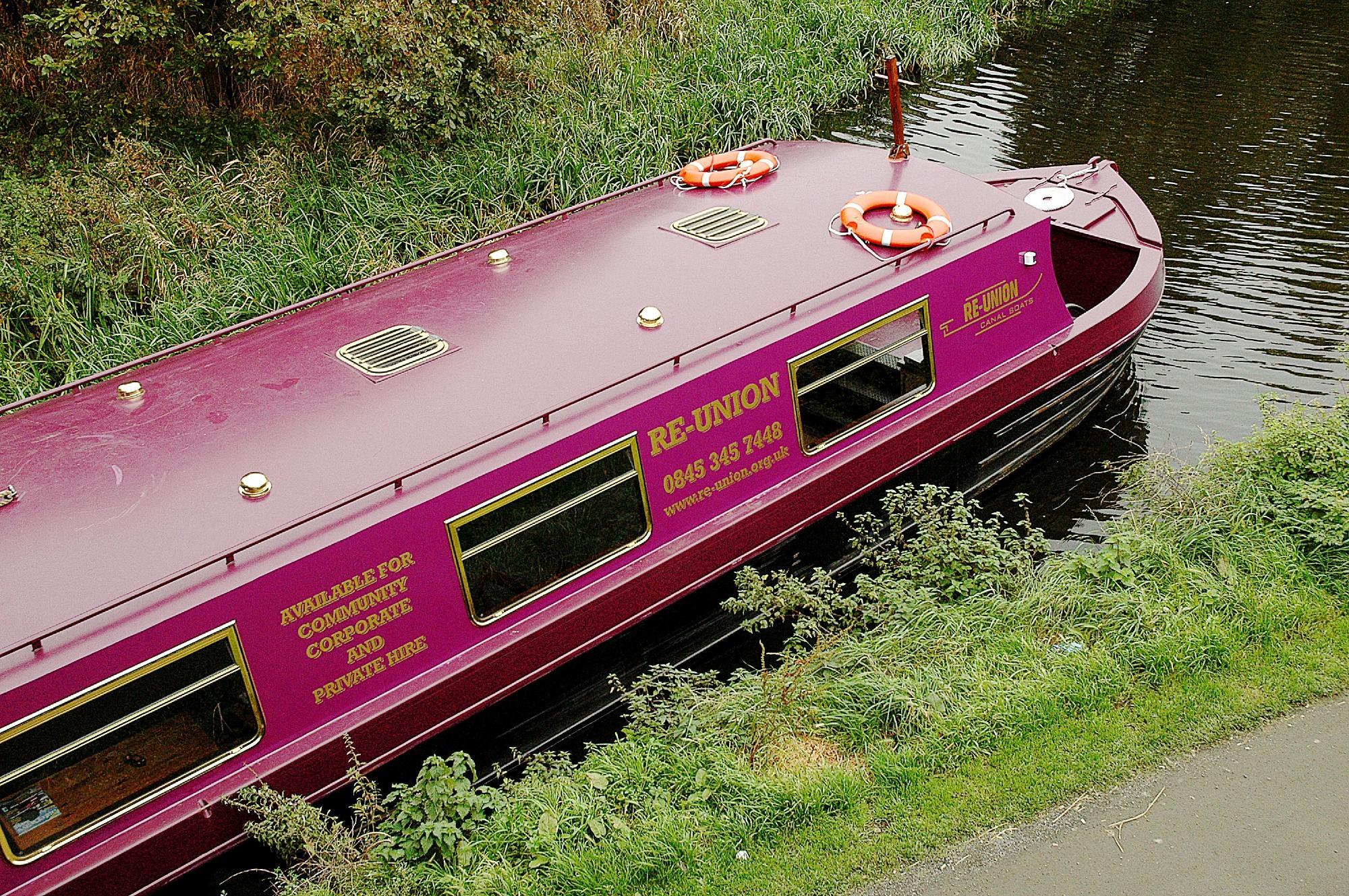 Re-Union Canal Boats