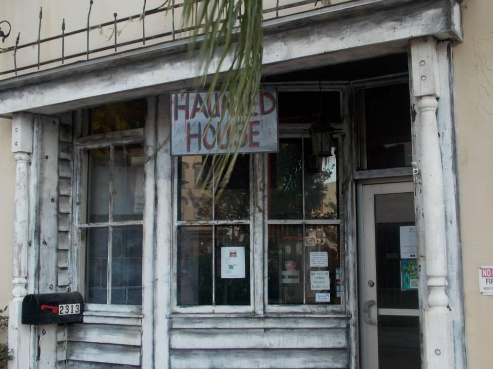 Haunted Mayfield Manor