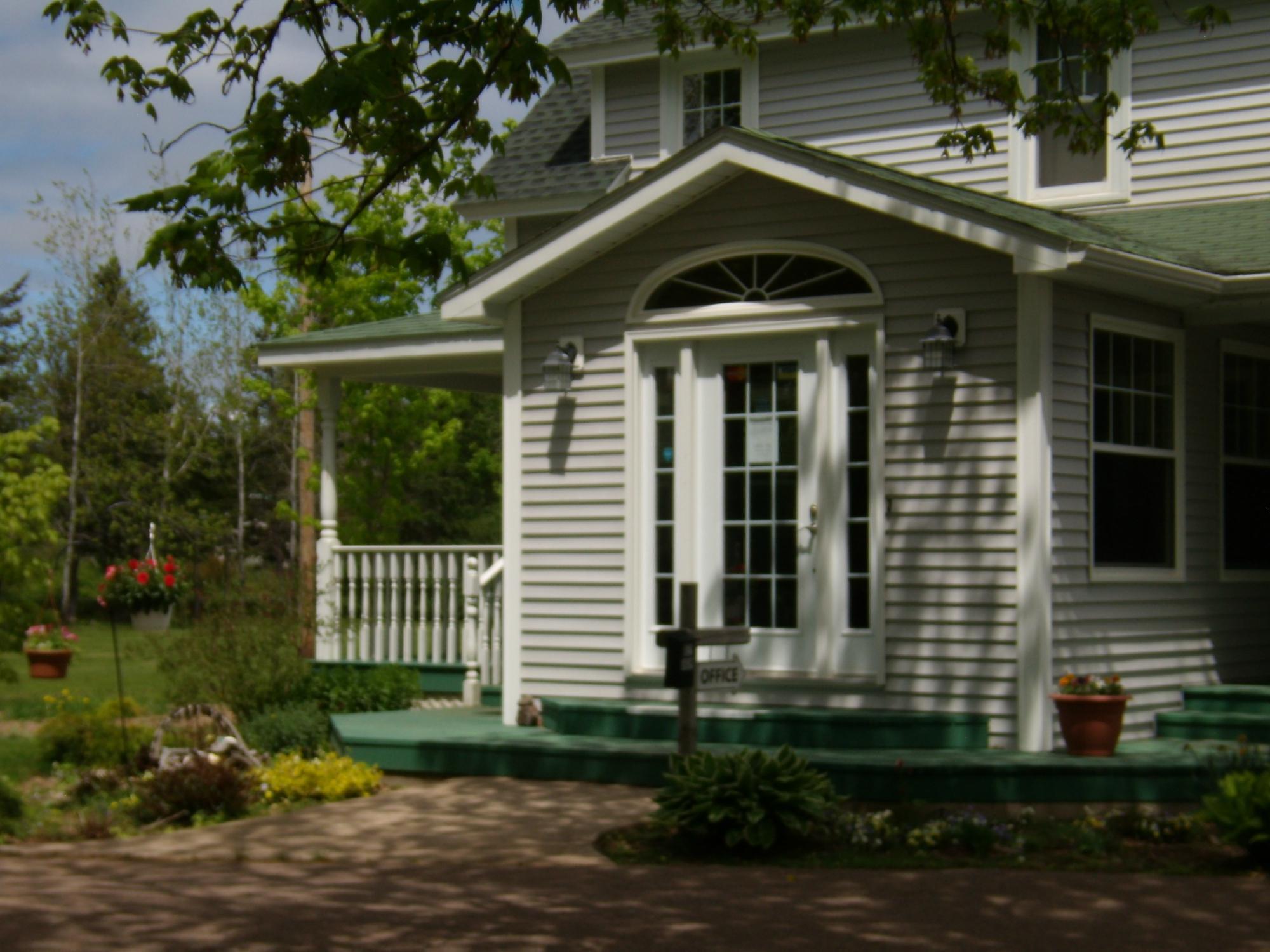Riverview Cottages