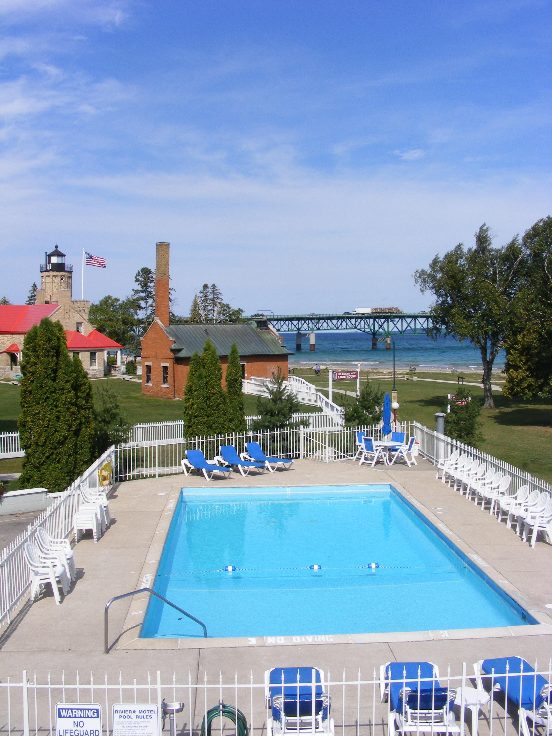 Riviera Motel