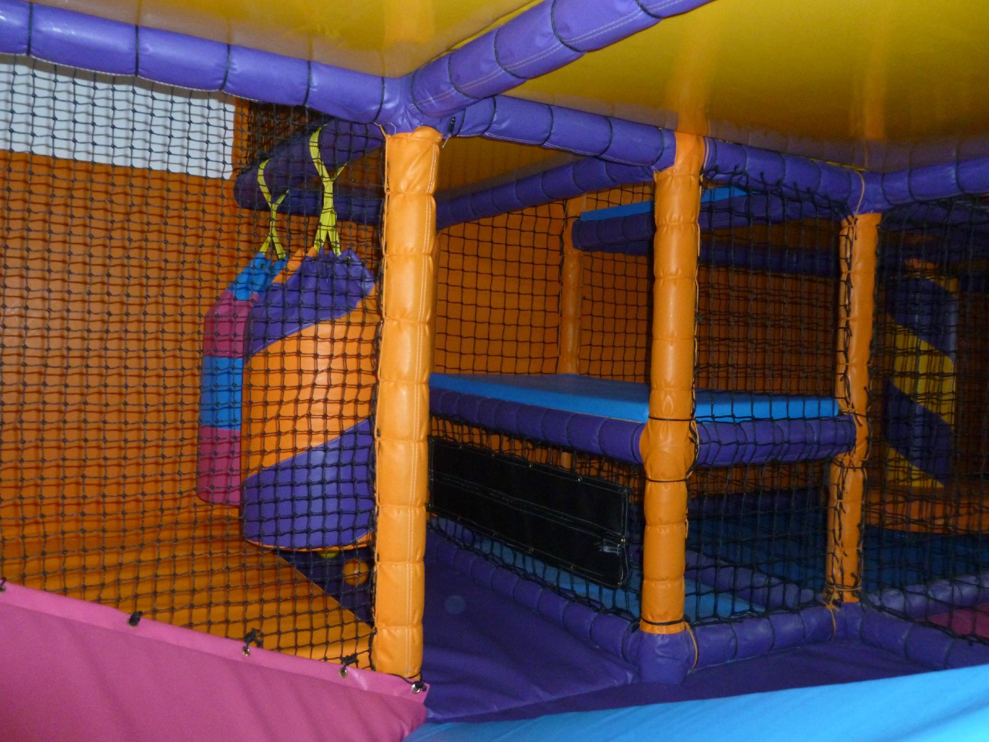 Speckled frogs Play Centre