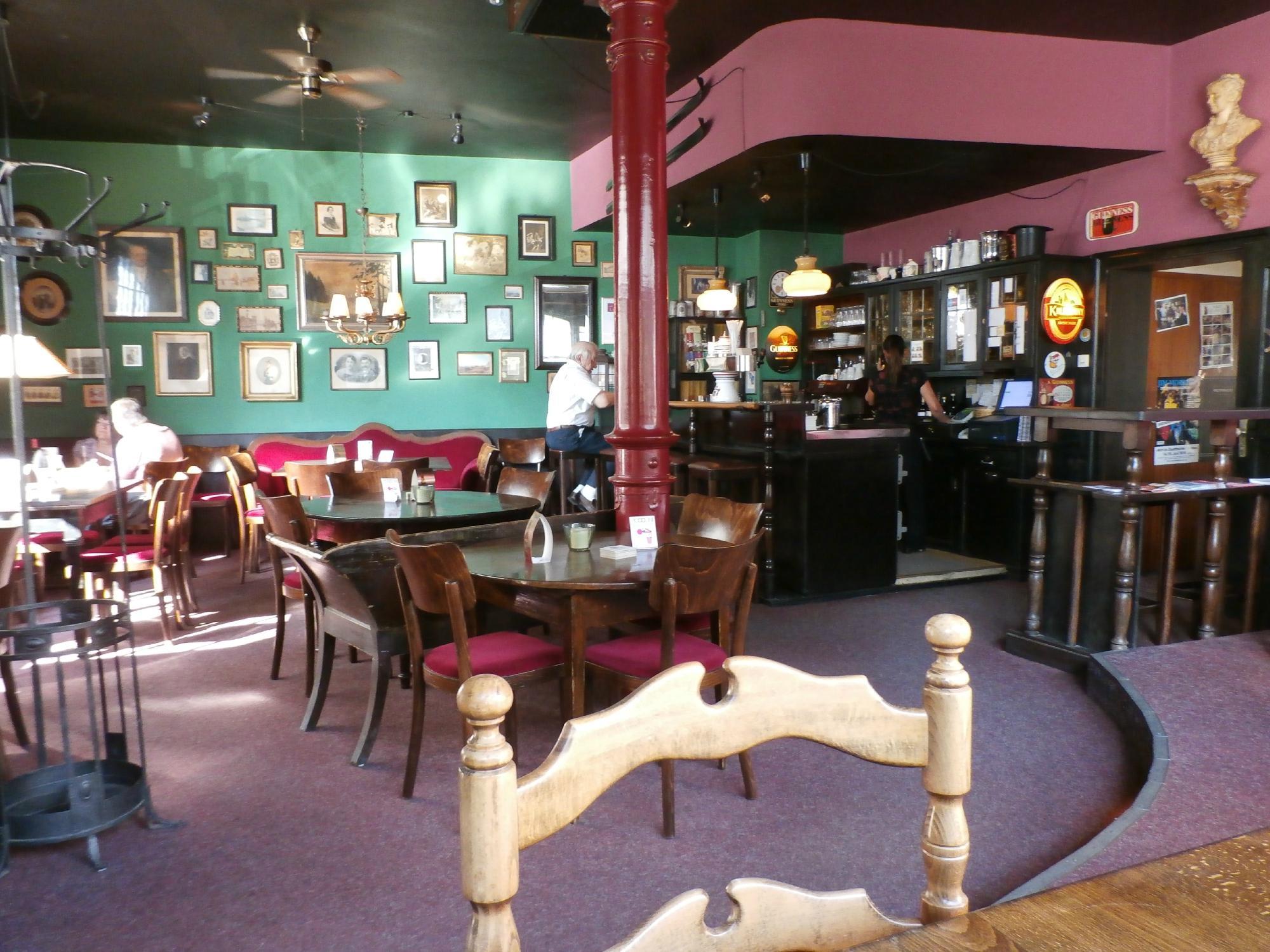 Photo by FormerCaliBoy