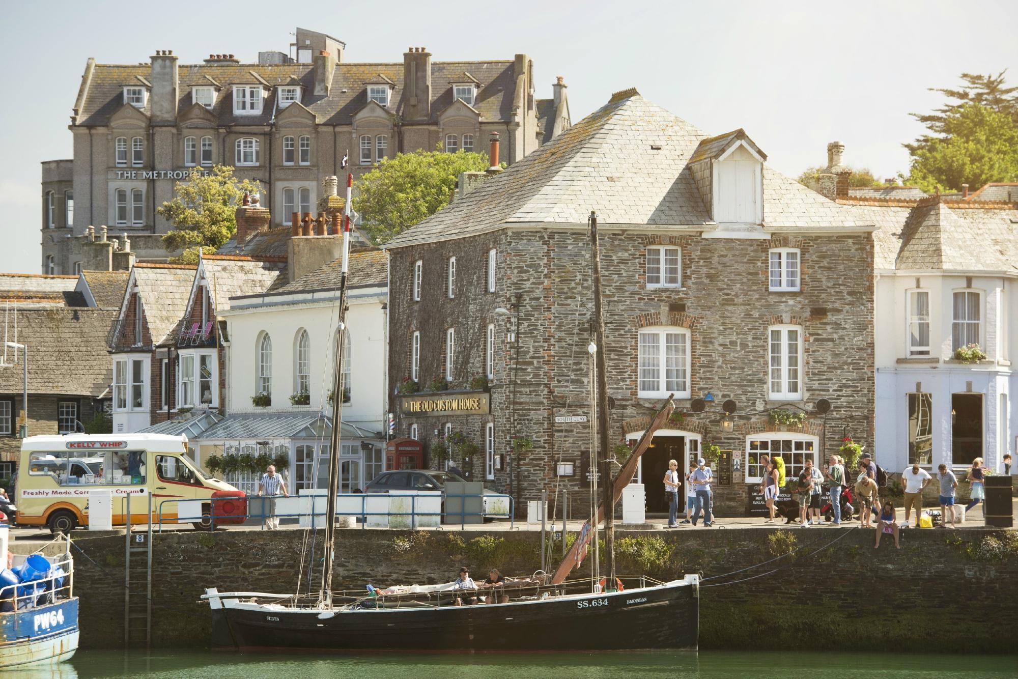 The Old Custom House