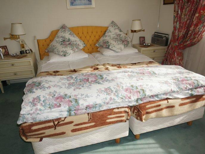 Padlina's River View B&B