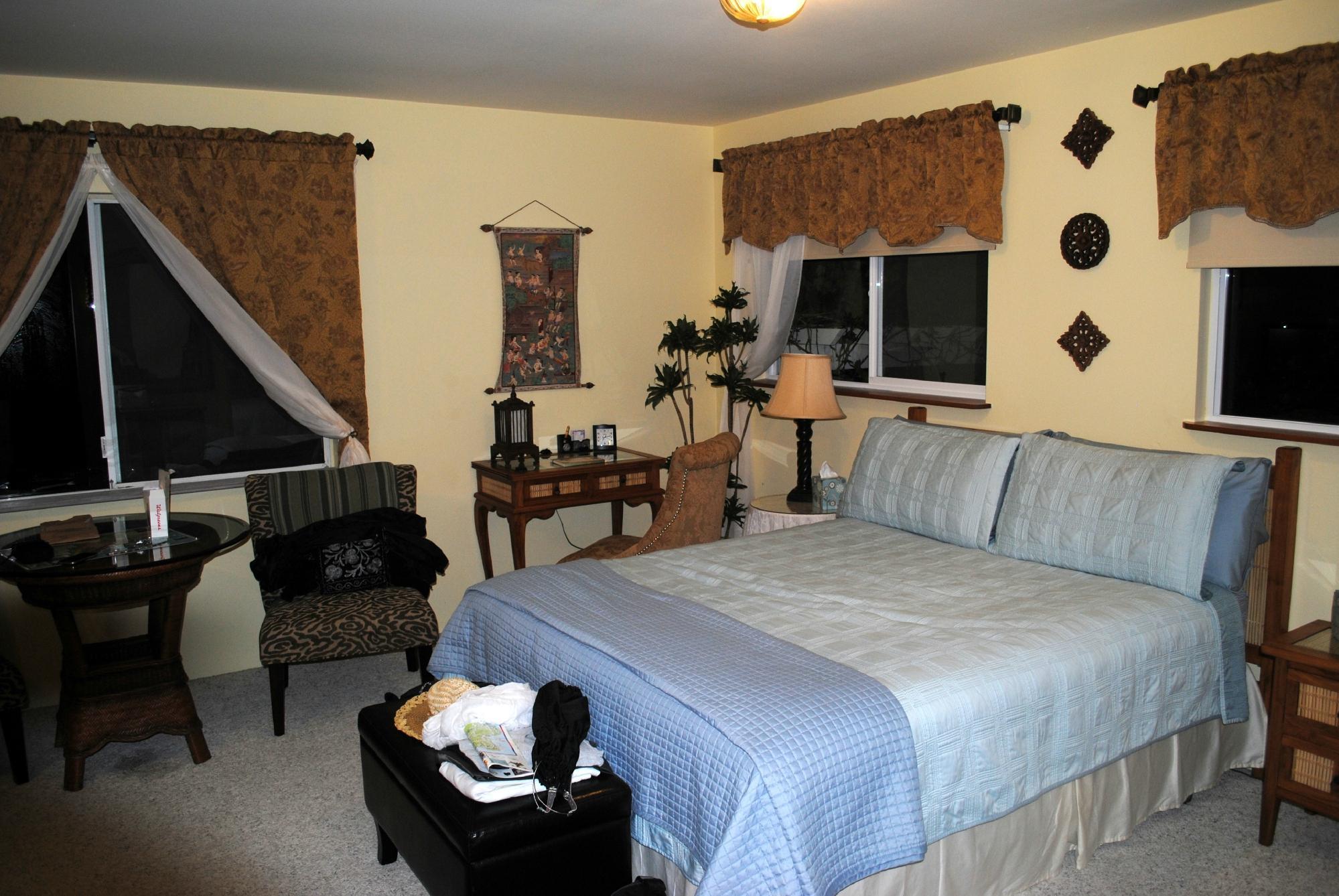 Volcano Fern Forest Retreat