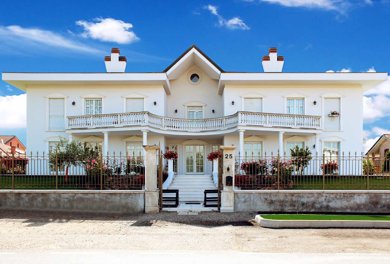 Bed & Breakfast White House