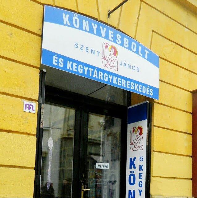 Szt.Jànos Könyvesbolt és Kegytàrgykereskedés