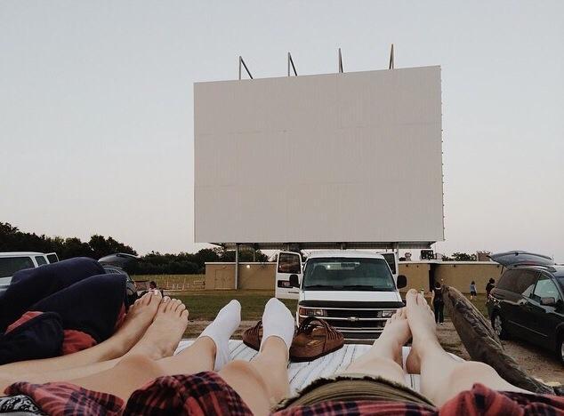 Admiral Twin Drive In