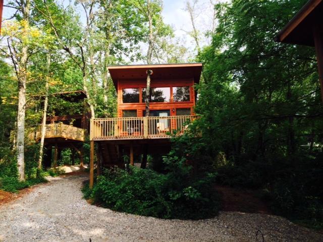 Rivers Edge Treehouse Resort