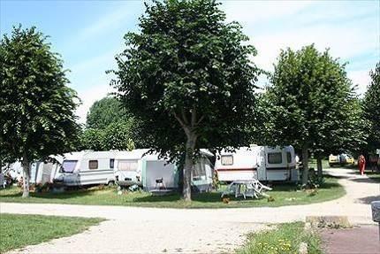 Camping Municipal Anet